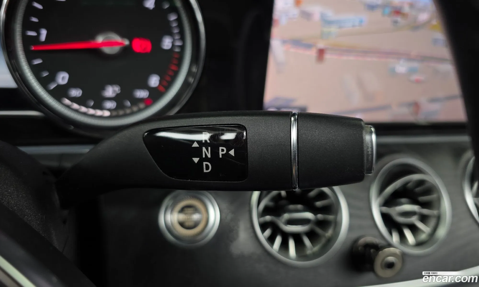 Mercedes-Benz E-Class W213 2018 WDD1K1EB3JF037403 — 16