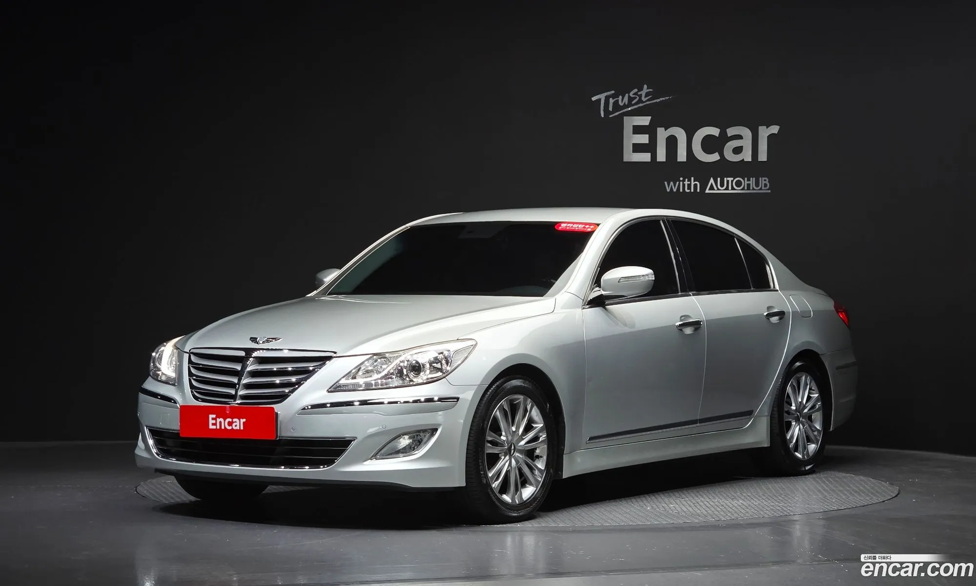 Hyundai Genesis 2011 — 4