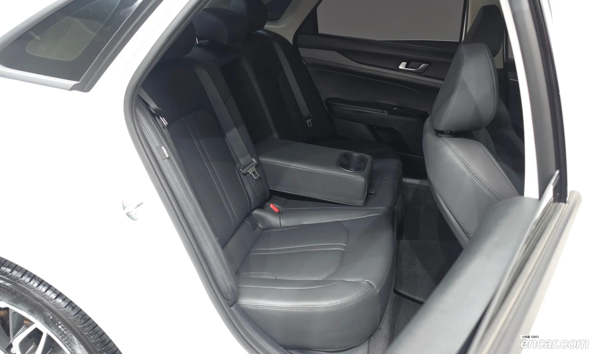 Kia K5 2023 — 27