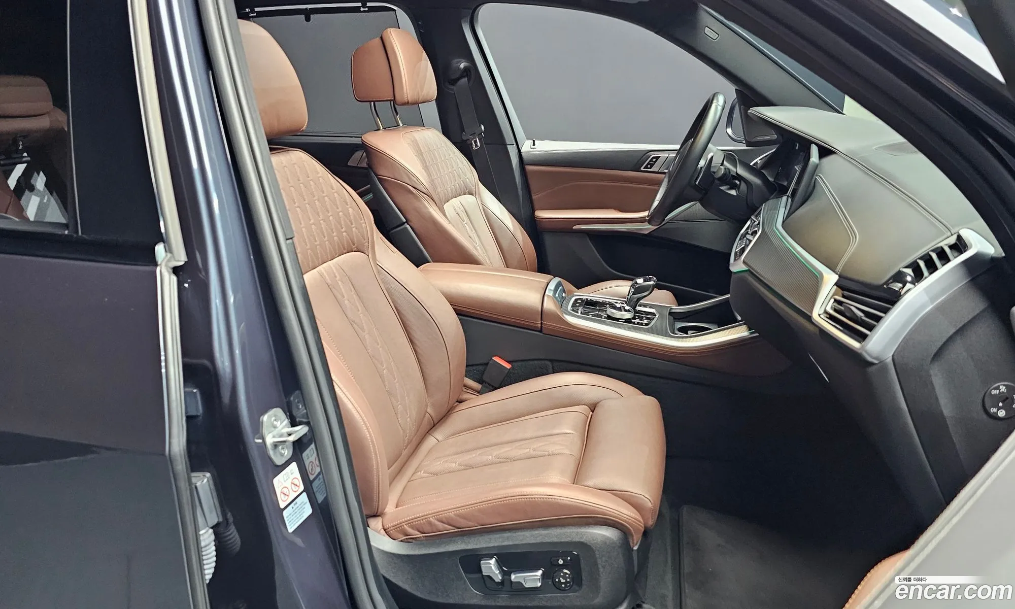 BMW X5 2022 WBATA6108N9M14302 — 19