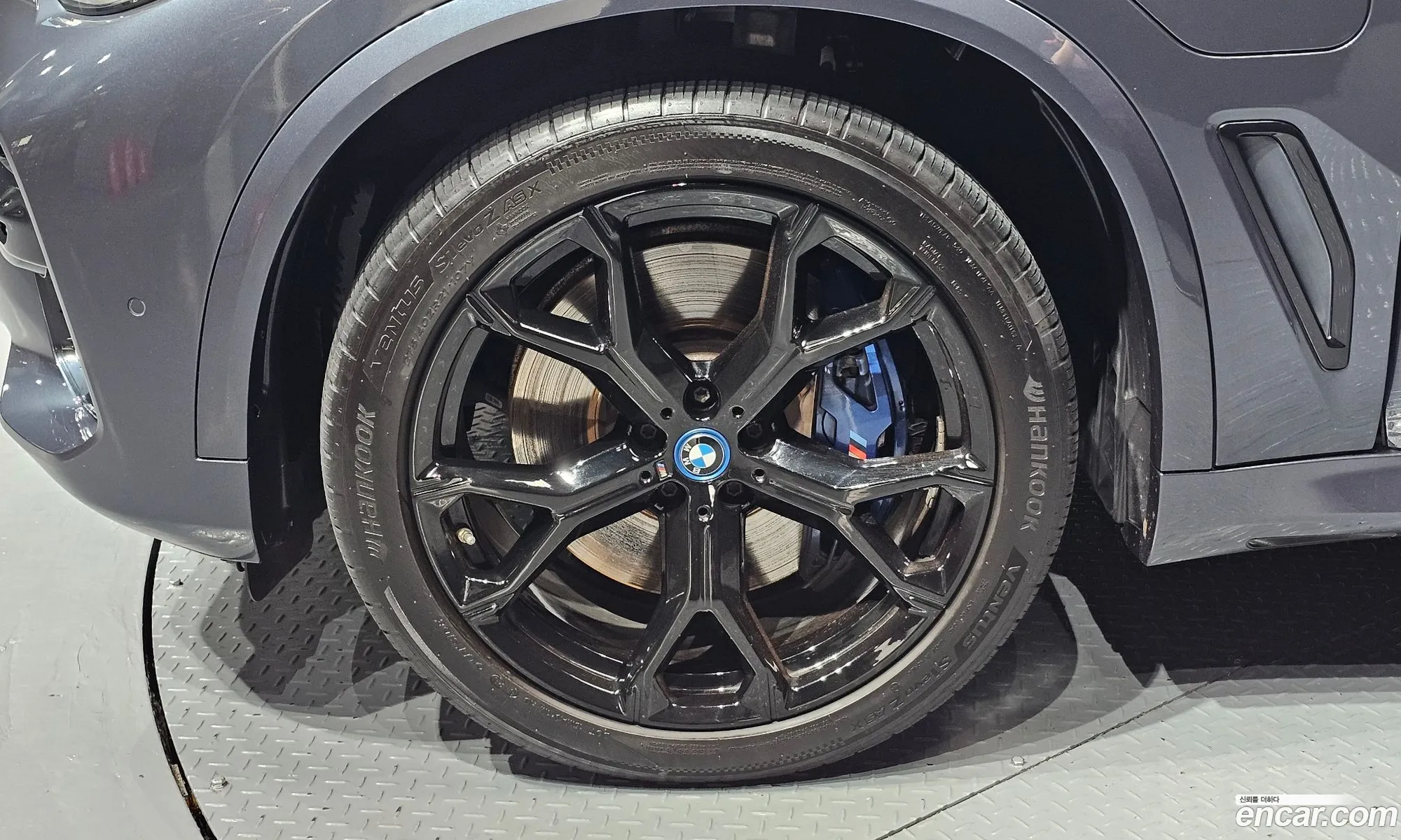 BMW X5 2022 WBATA6108N9M14302 — 13