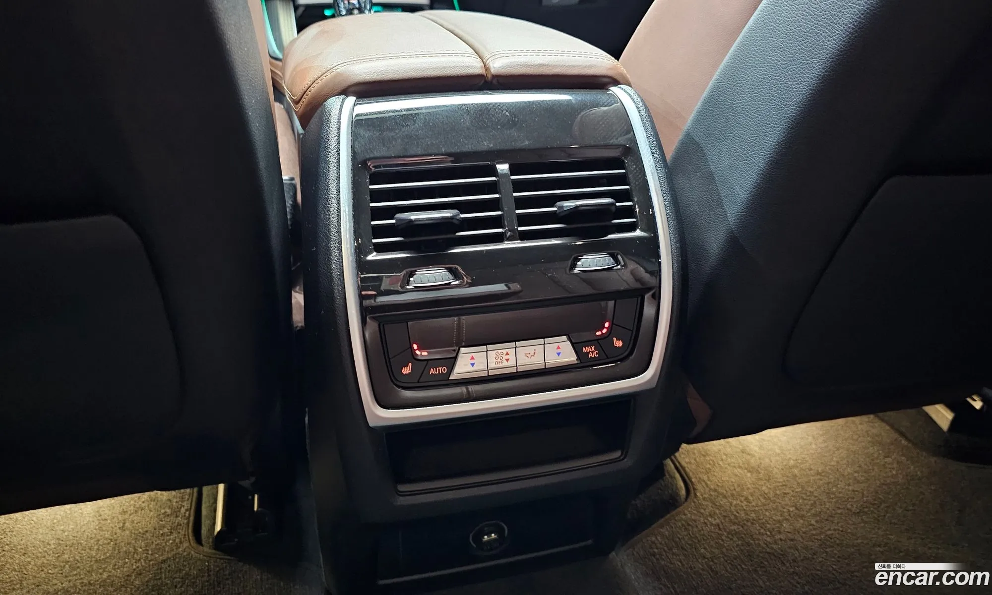 BMW X5 2022 WBATA6108N9M14302 — 24