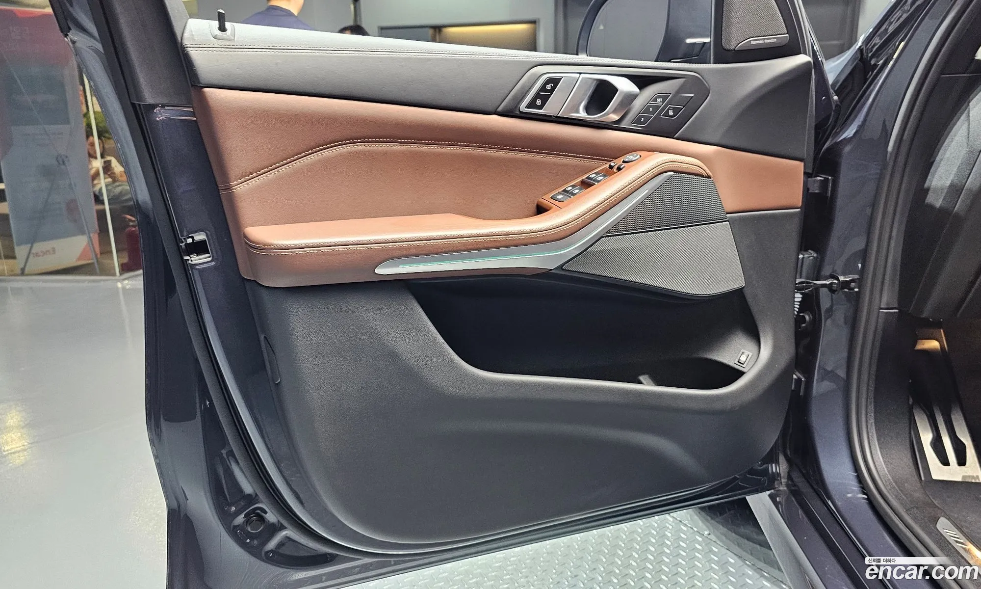BMW X5 2022 WBATA6108N9M14302 — 26