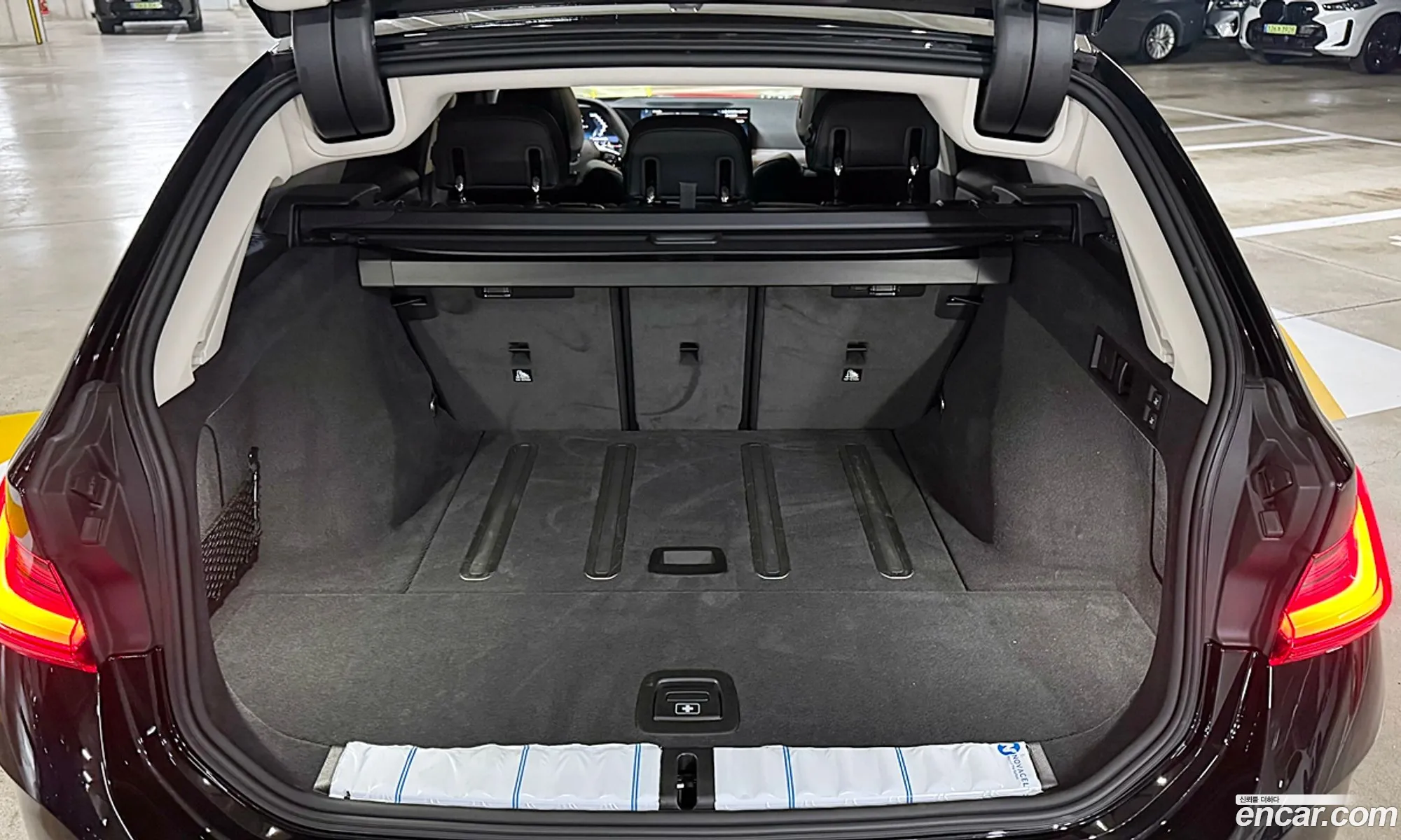 BMW 3 Series 2025 — 12