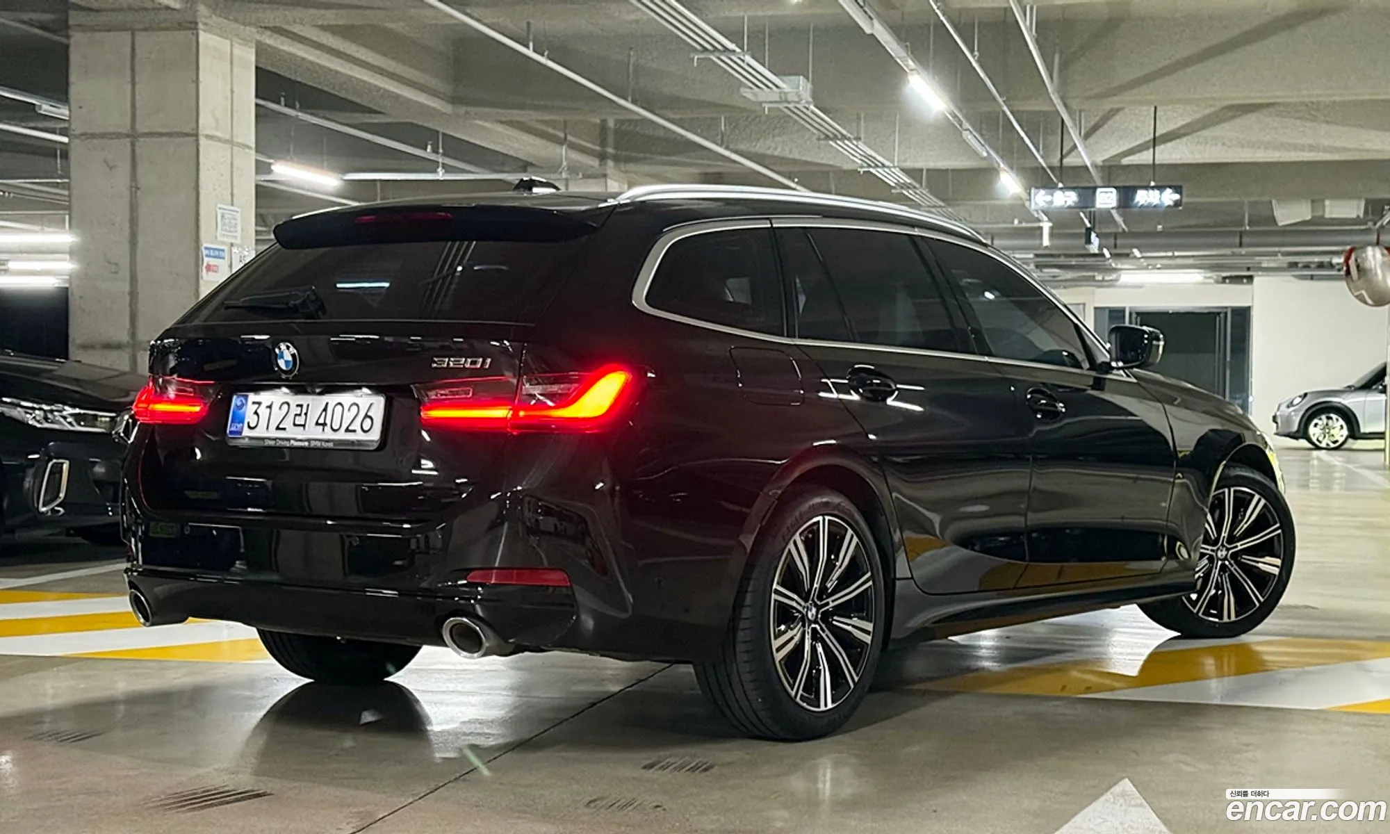 BMW 3 Series 2025 — 16