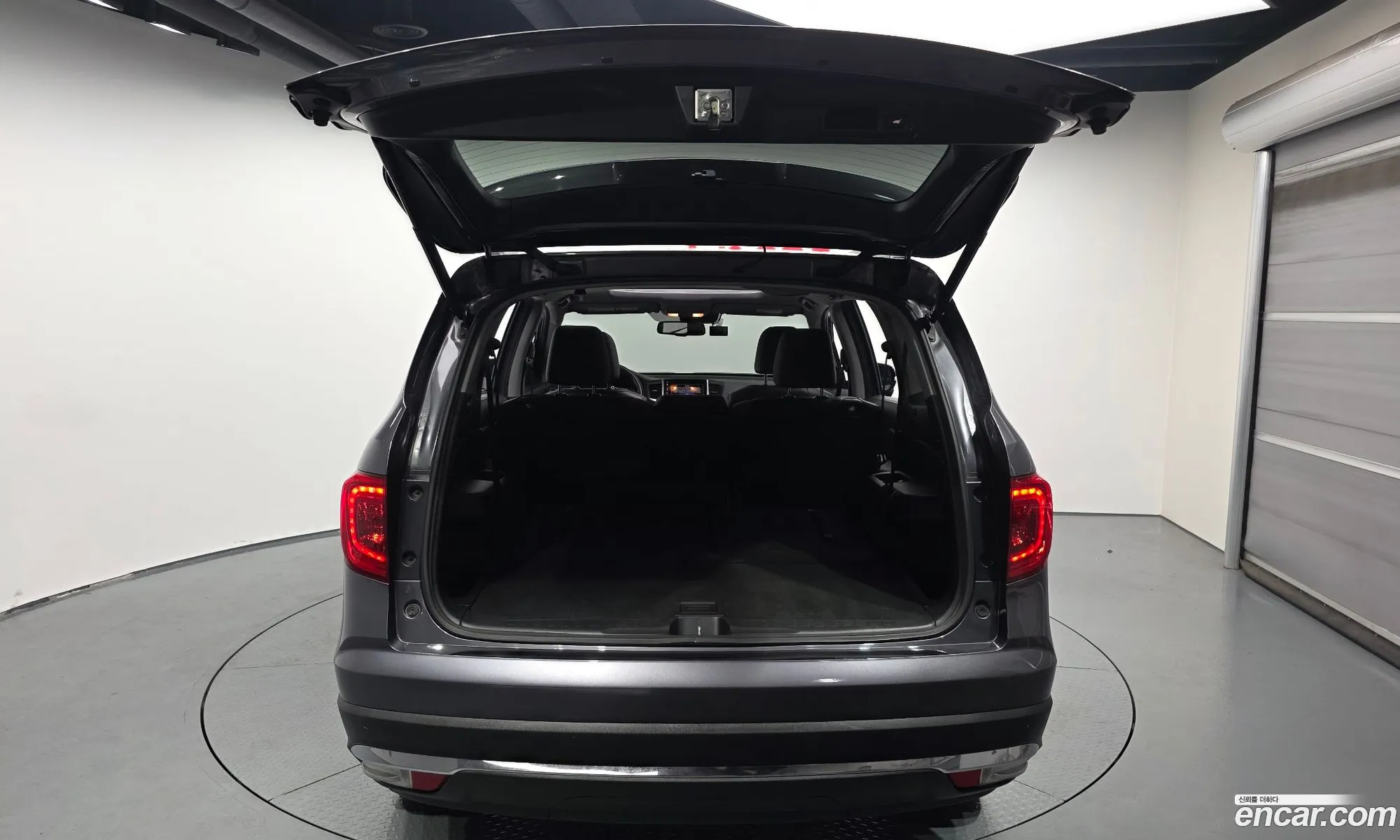 Honda Pilot 2018 5FNYF6850JB200388 — 2