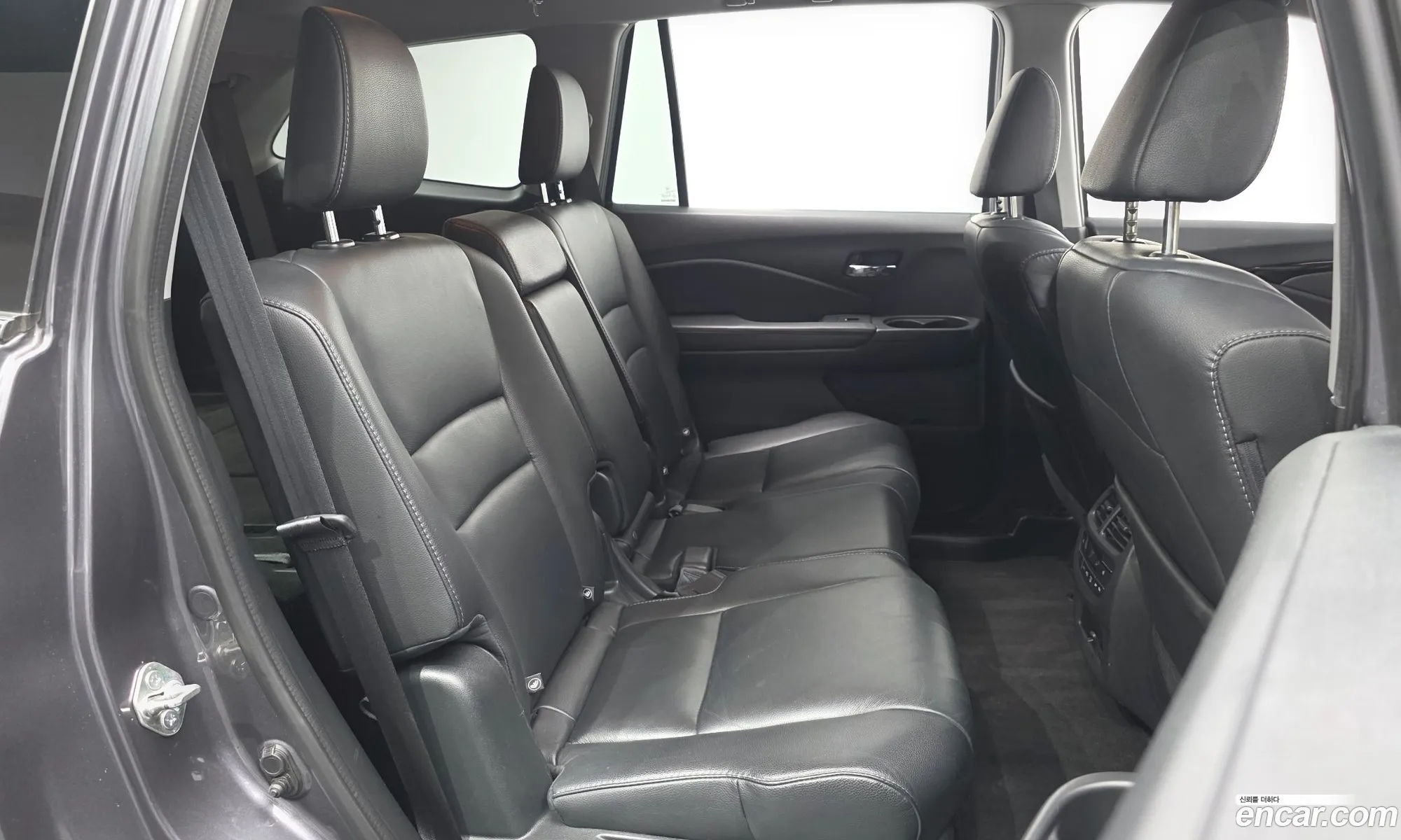 Honda Pilot 2018 5FNYF6850JB200388 — 4