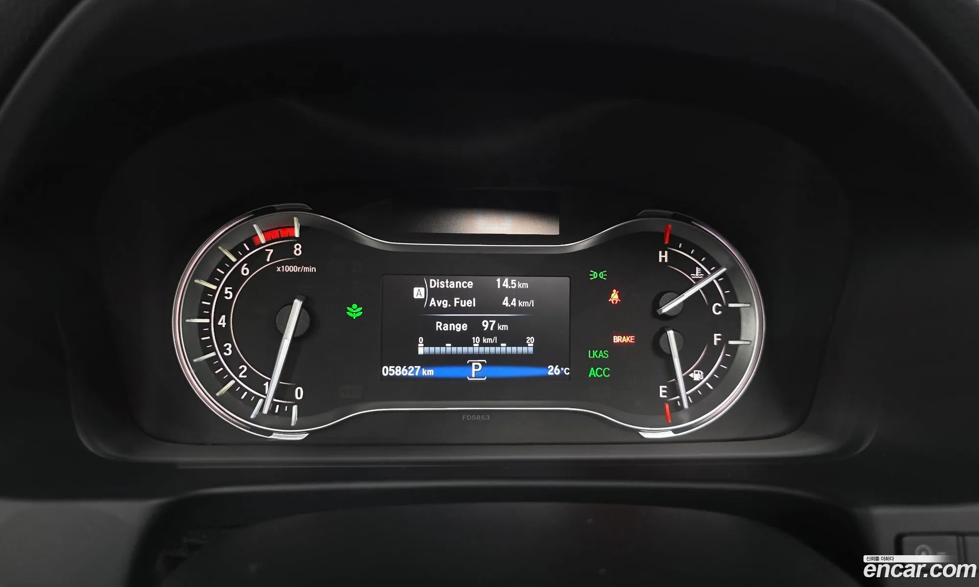 Honda Pilot 2018 5FNYF6850JB200388 — 18