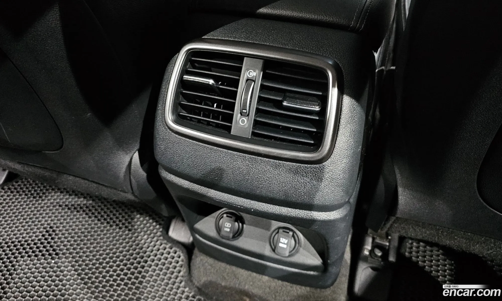 Kia Sorento 2018 KNAPH81BBJA431440 — 26