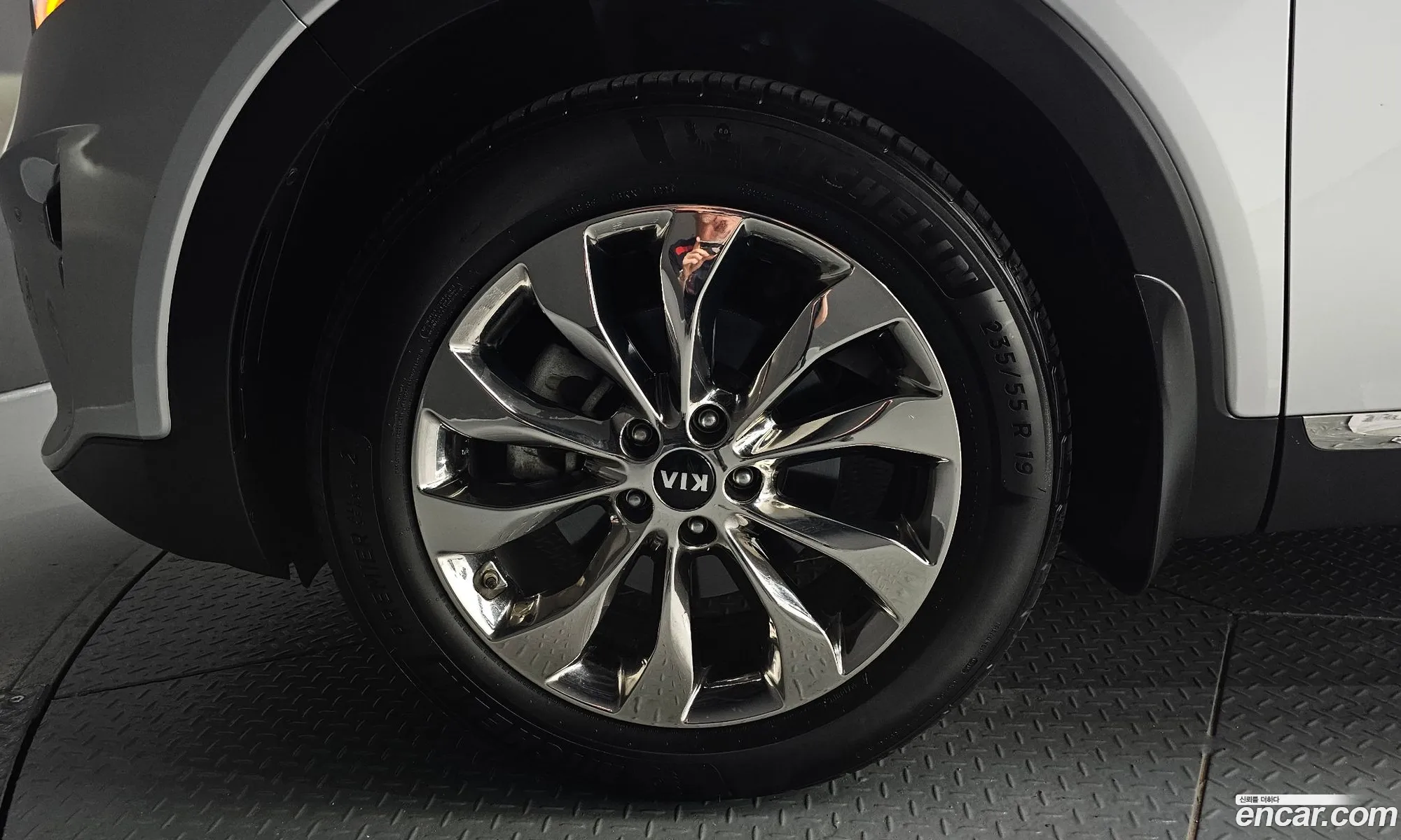 Kia Sorento 2018 KNAPH81BBJA431440 — 28