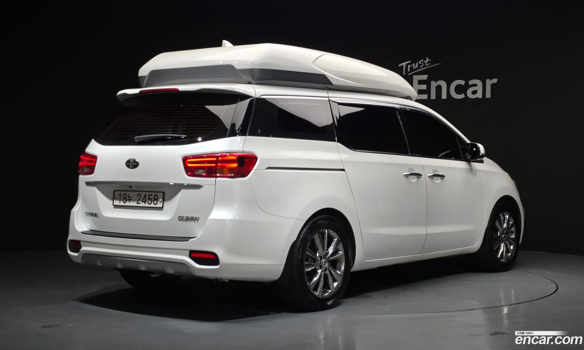 Kia Carnival 2019 — 34