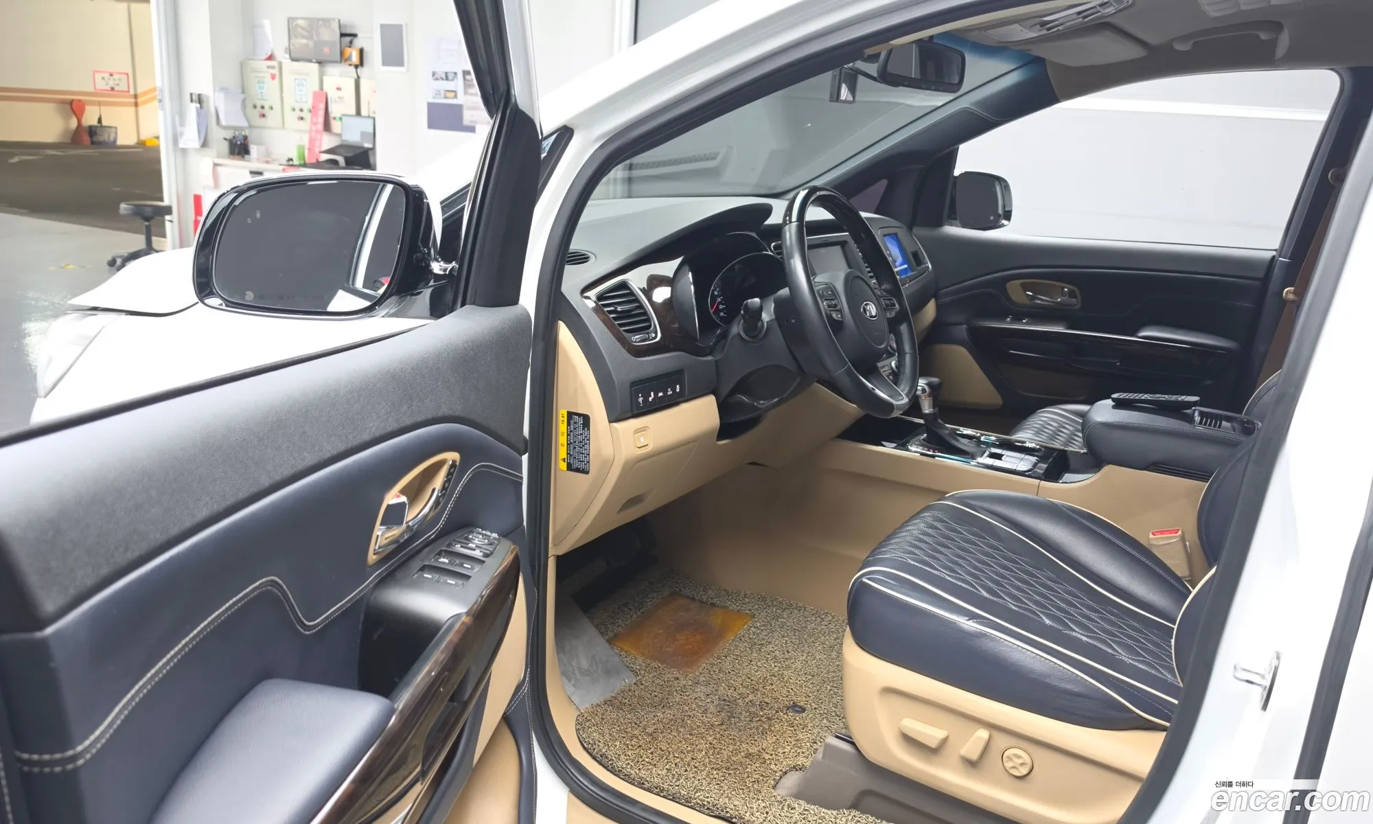 Kia Carnival 2019 — 11