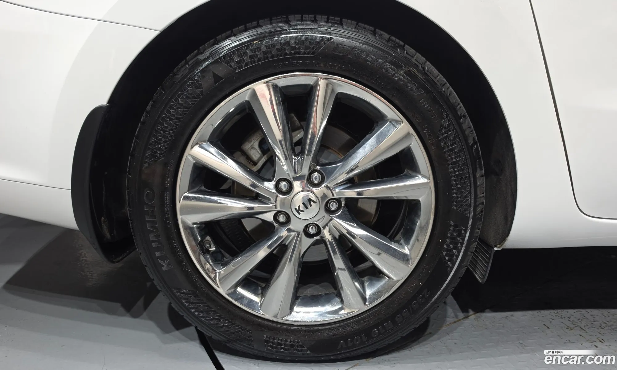 Kia Carnival 2019 — 3