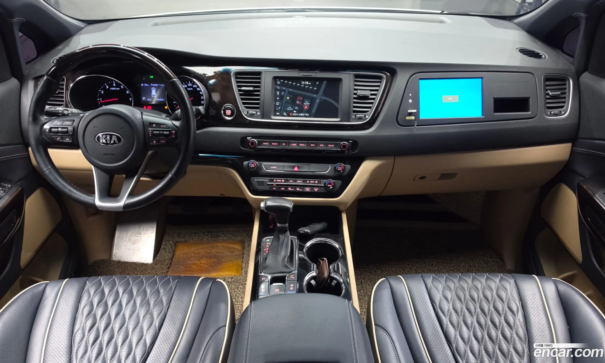 Kia Carnival 2019 — 14