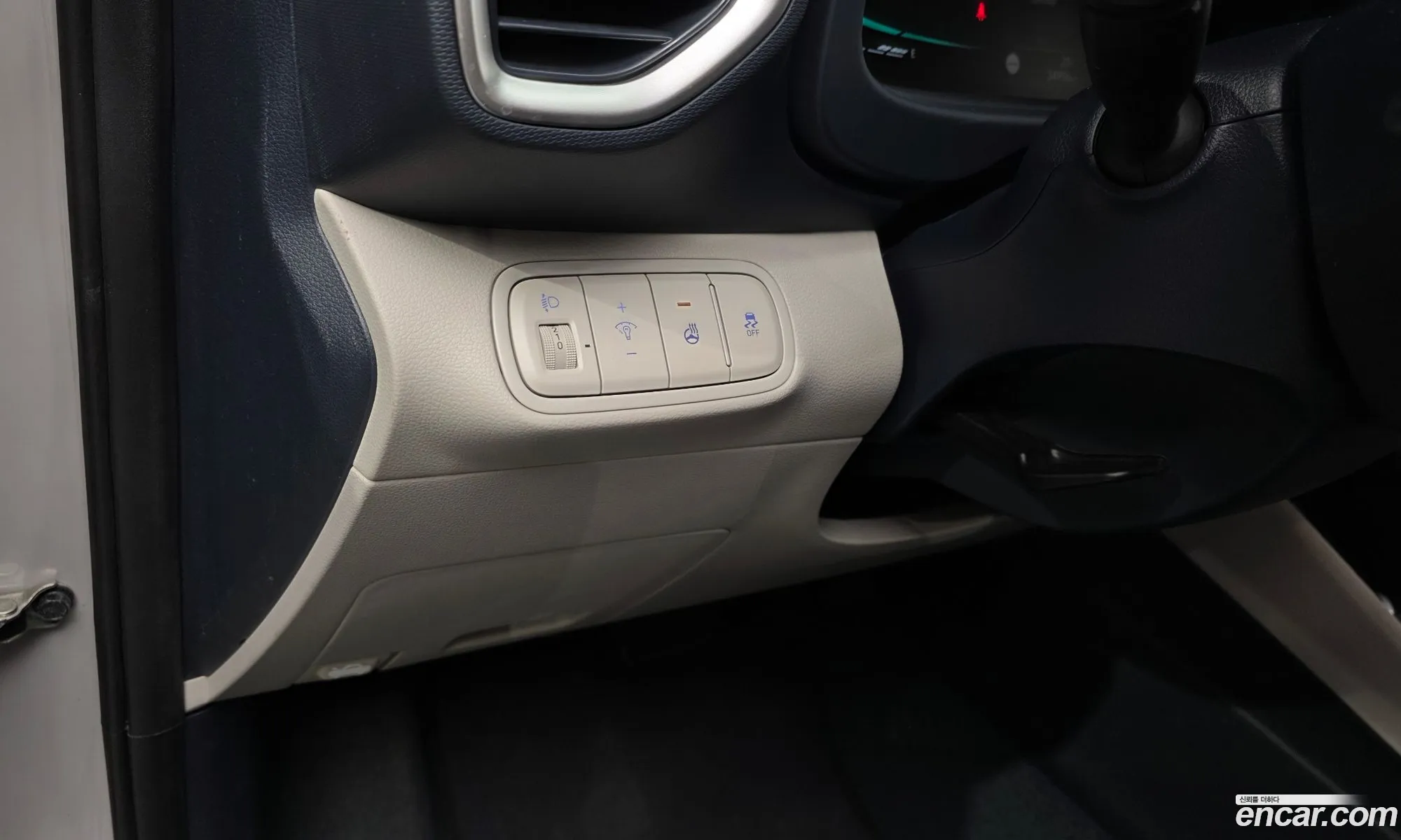 Hyundai Venue 2024 — 15