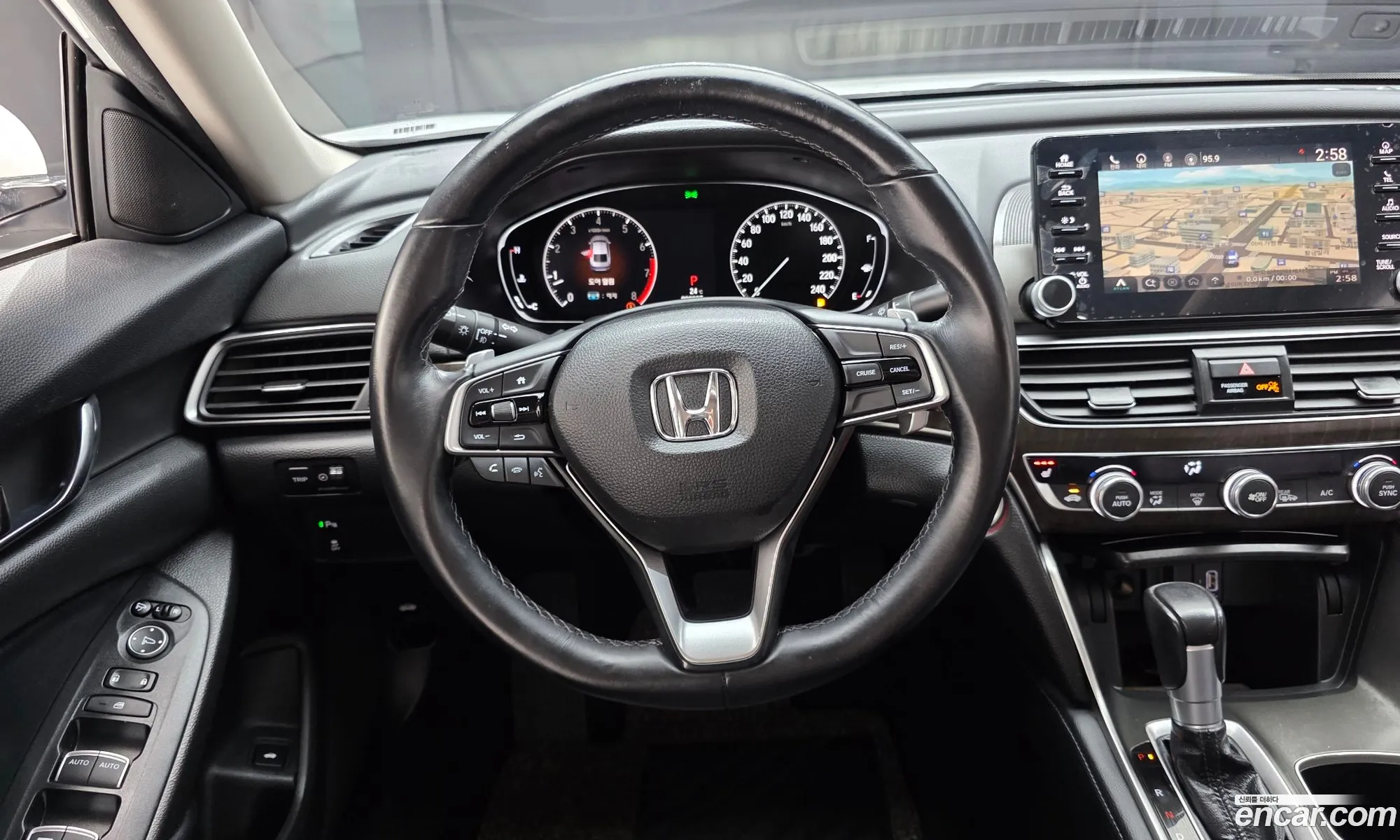 Honda Accord 10th Gen 2018 — 20