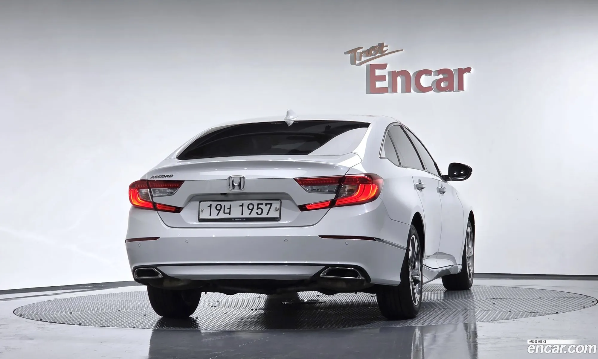 Honda Accord 10th Gen 2018 — 16