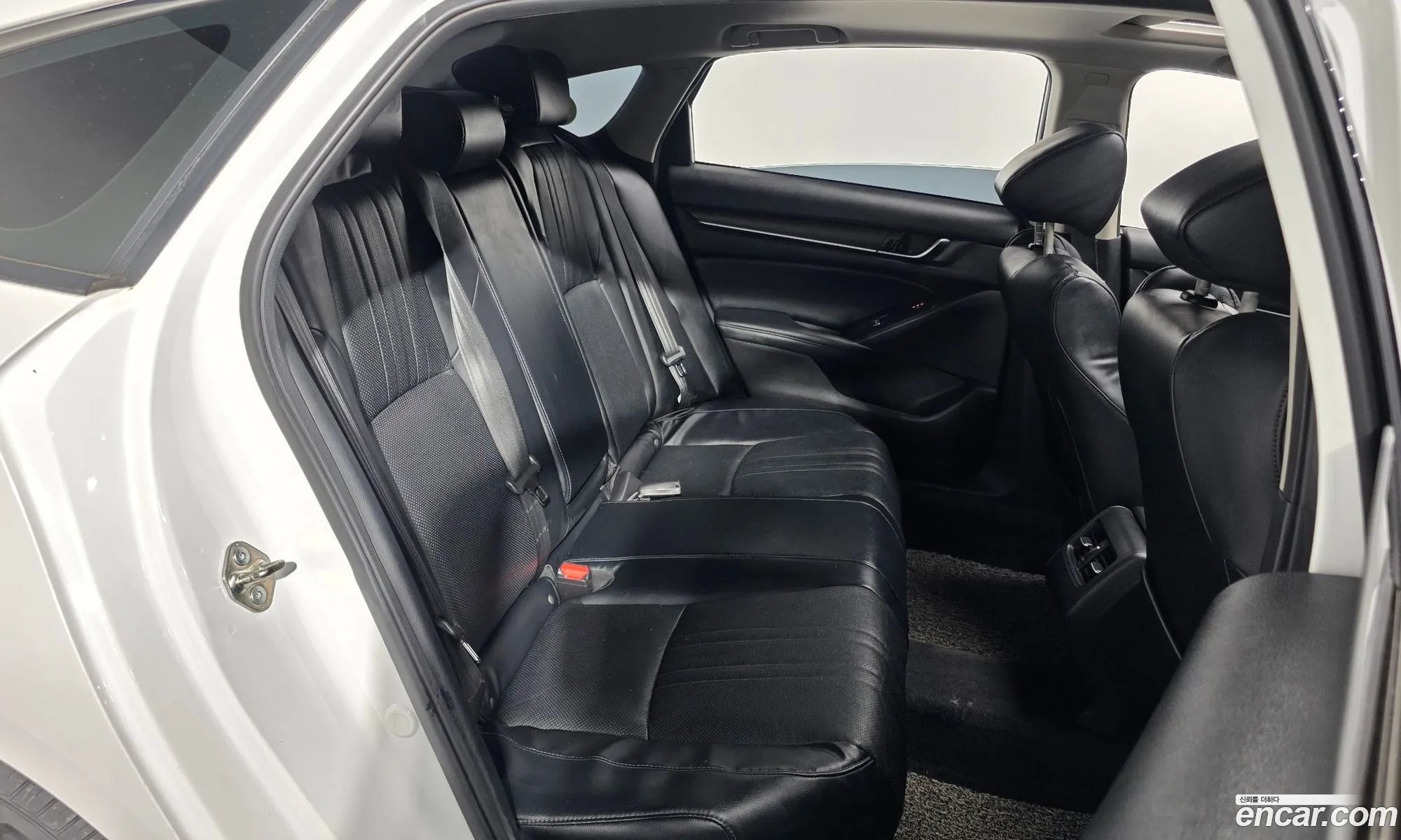 Honda Accord 10th Gen 2018 — 25