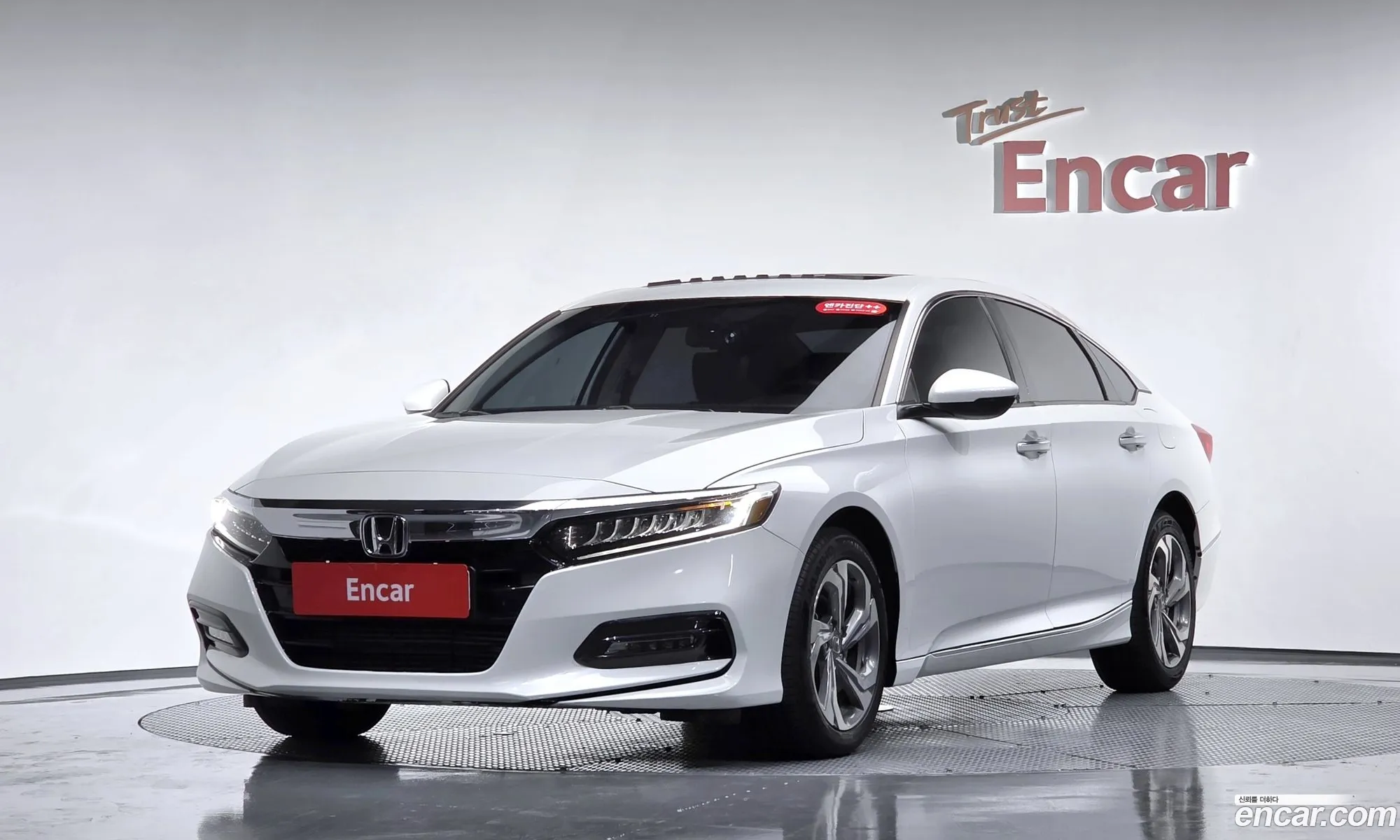 Honda Accord 10th Gen 2018 — 34