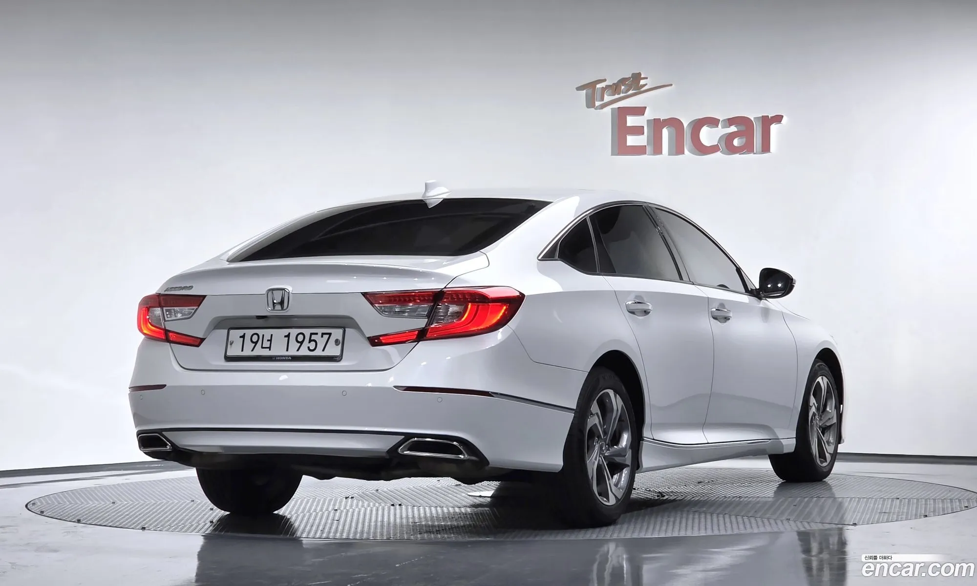 Honda Accord 10th Gen 2018 — 4