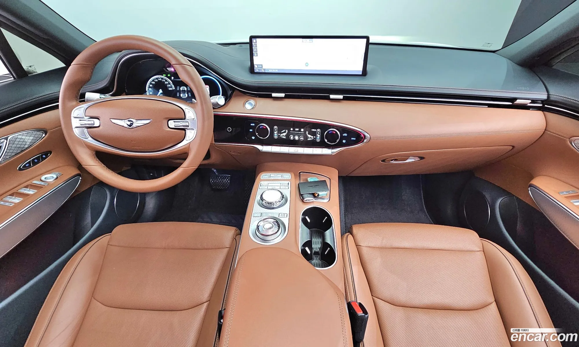 Genesis GV70 2022 — 23
