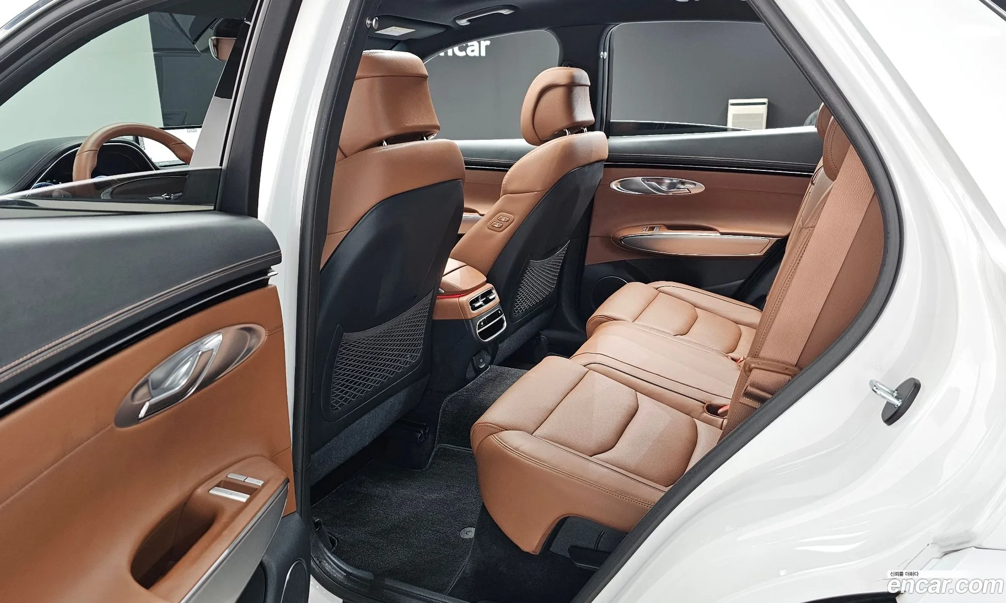 Genesis GV70 2022 — 19