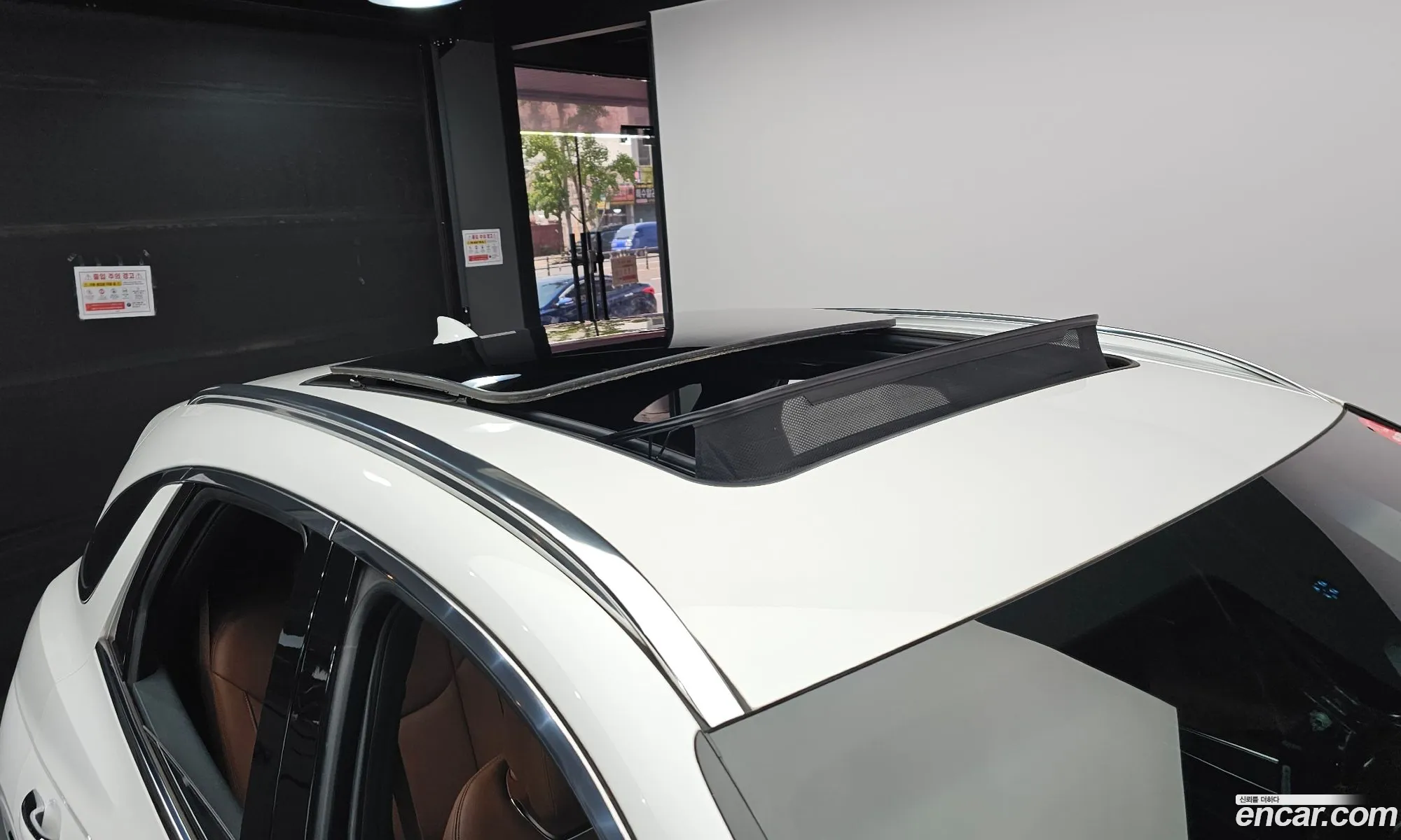 Genesis GV70 2022 — 15