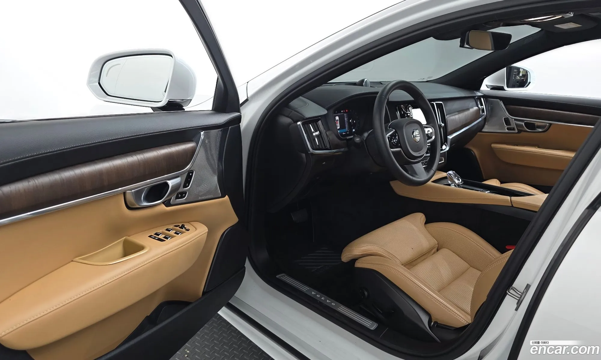 Volvo S90 2023 LVYPTL122PP346228 — 3