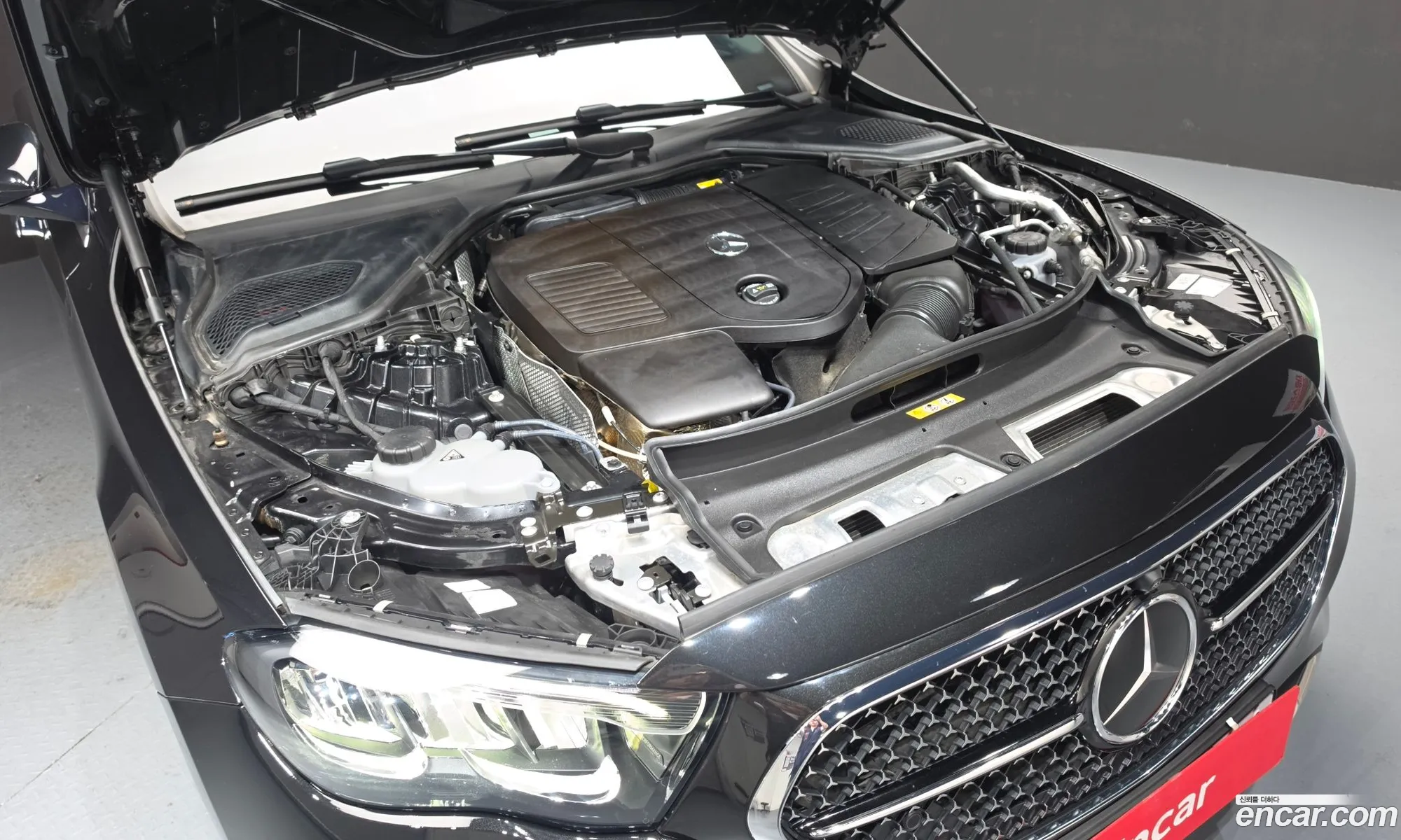 Mercedes-Benz E-Class W214 2024 W1KLF5AB2RA041333 — 28