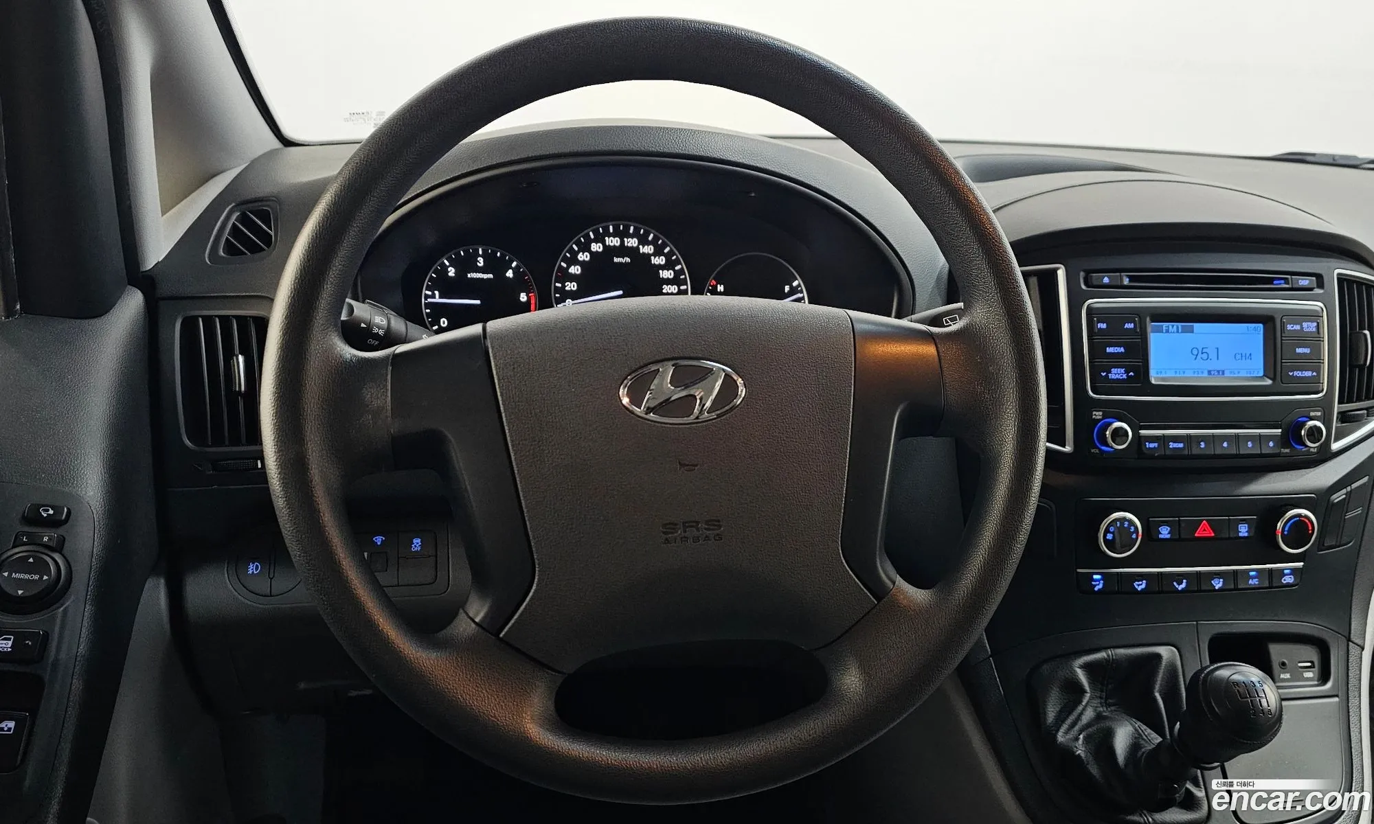 Hyundai Grand Starex 2018 — 3