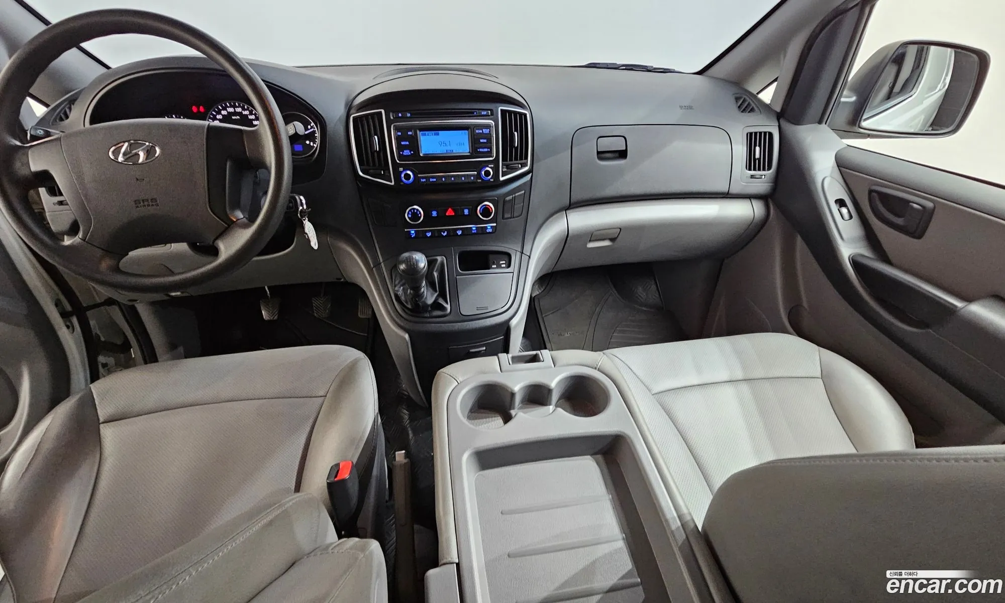 Hyundai Grand Starex 2018 — 4