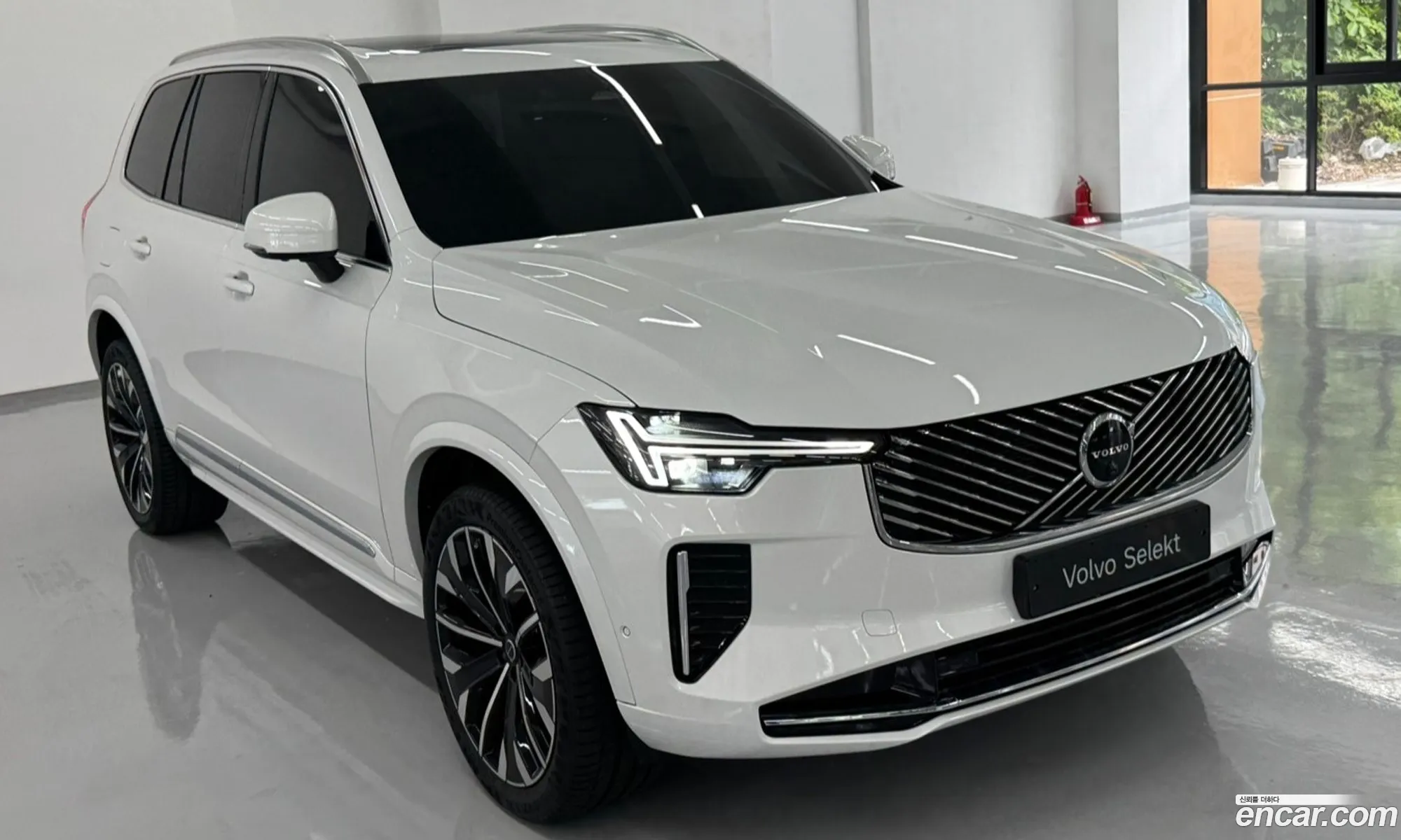 Volvo XC90 2025 — 4