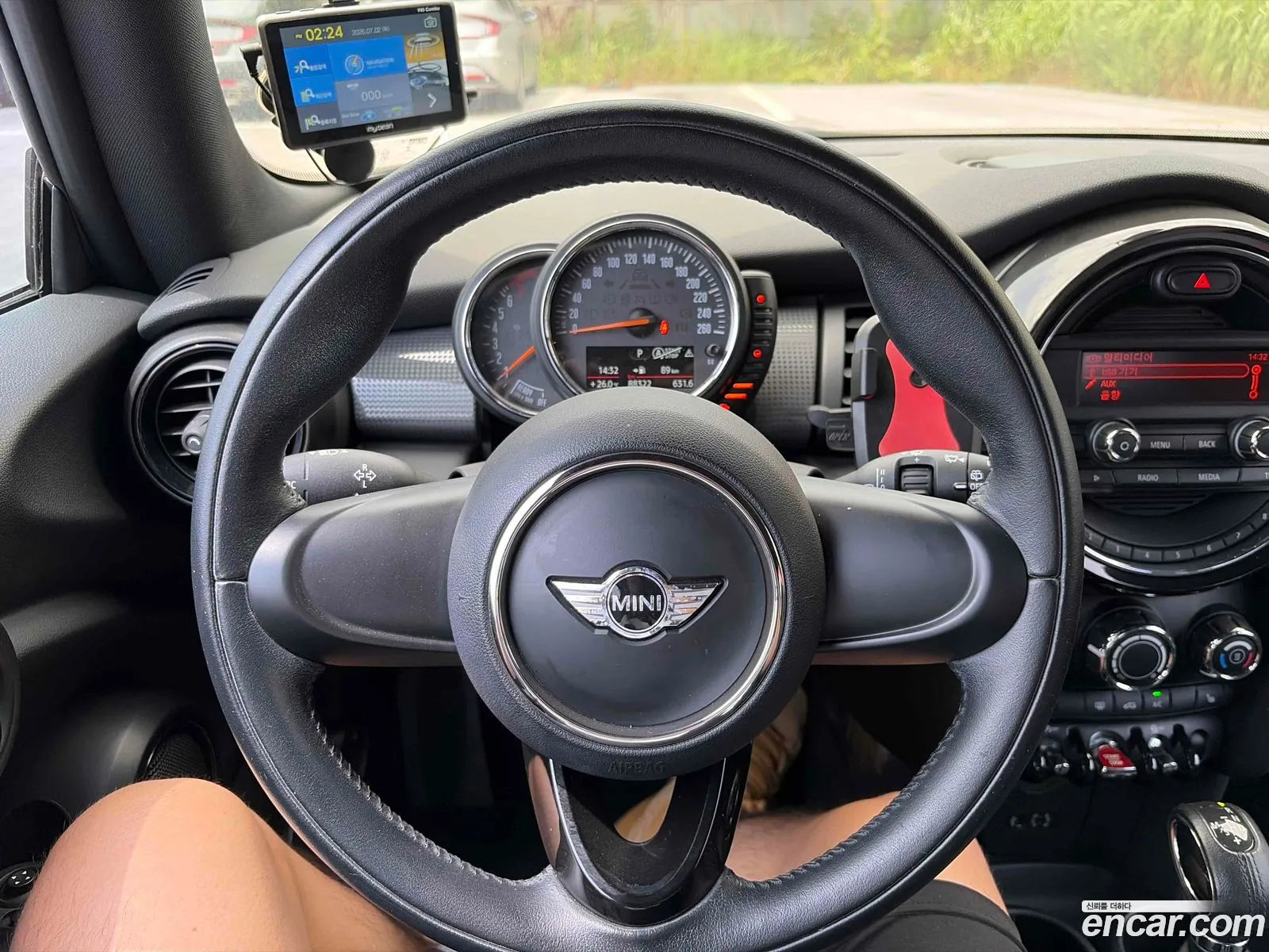 Mini Cooper 2014 — 16