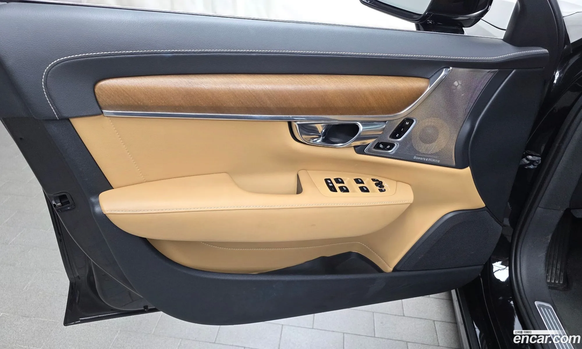 Volvo S90 2019 — 3