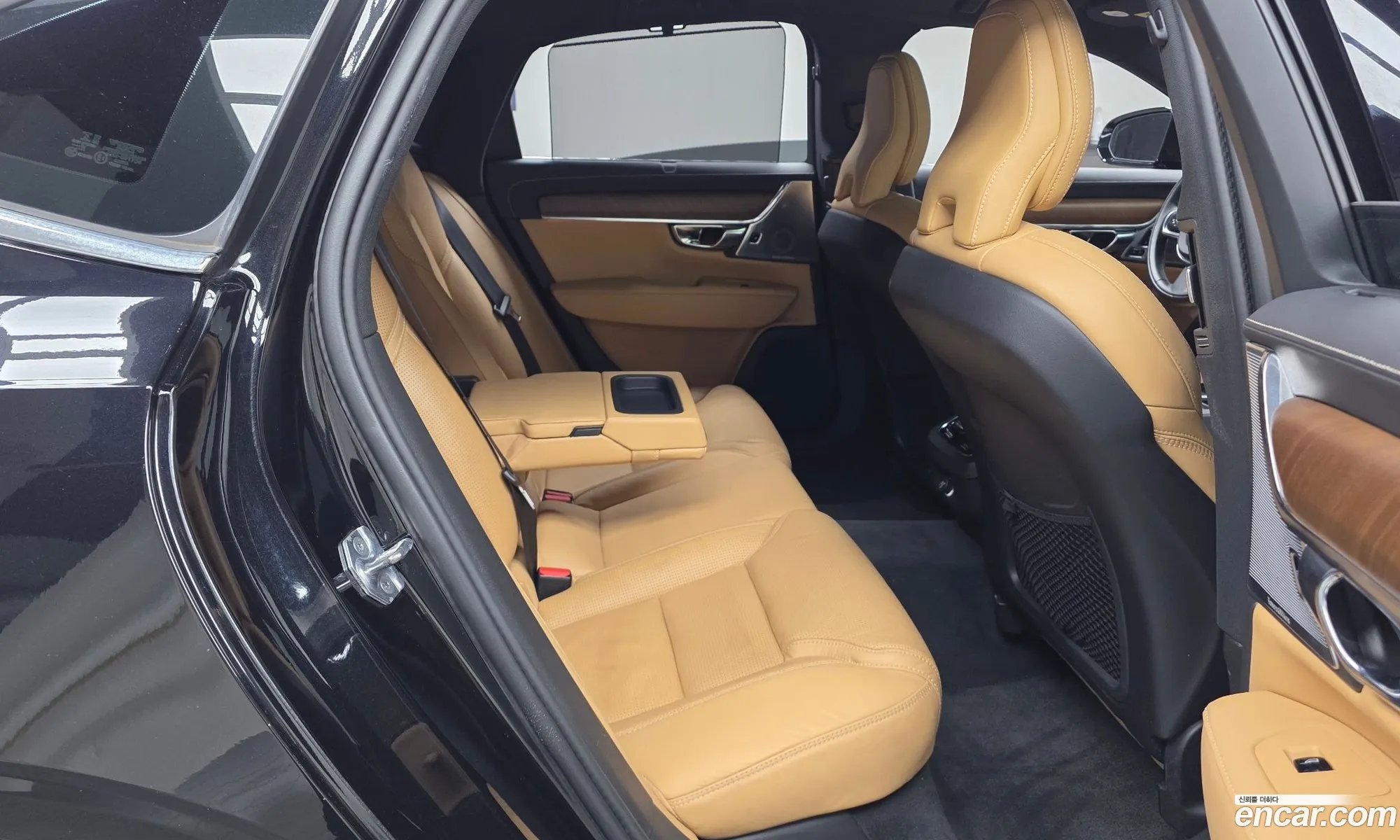 Volvo S90 2019 — 15