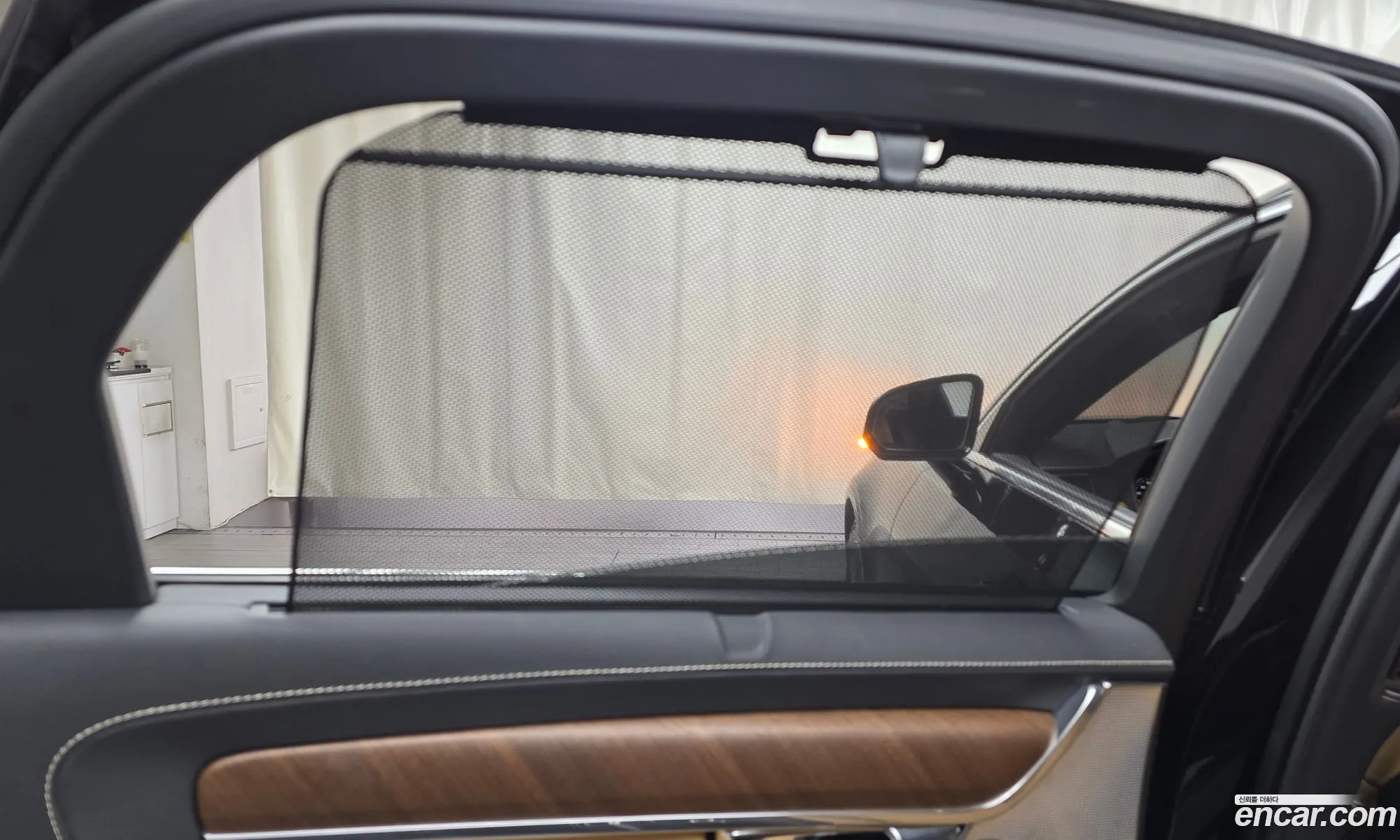 Volvo S90 2019 — 34