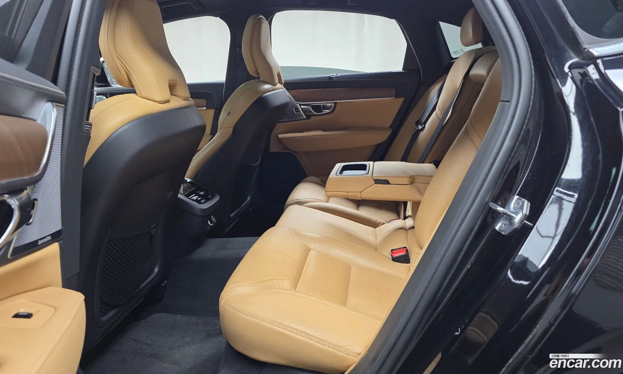 Volvo S90 2019 — 6
