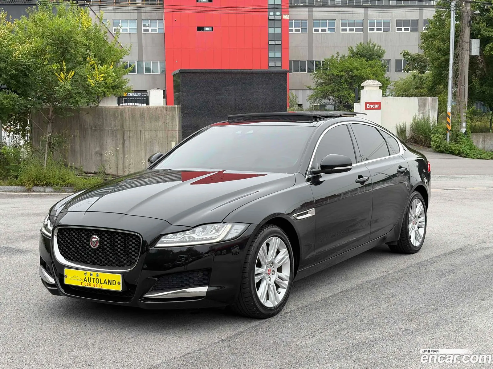 Jaguar XF 2019 — 3