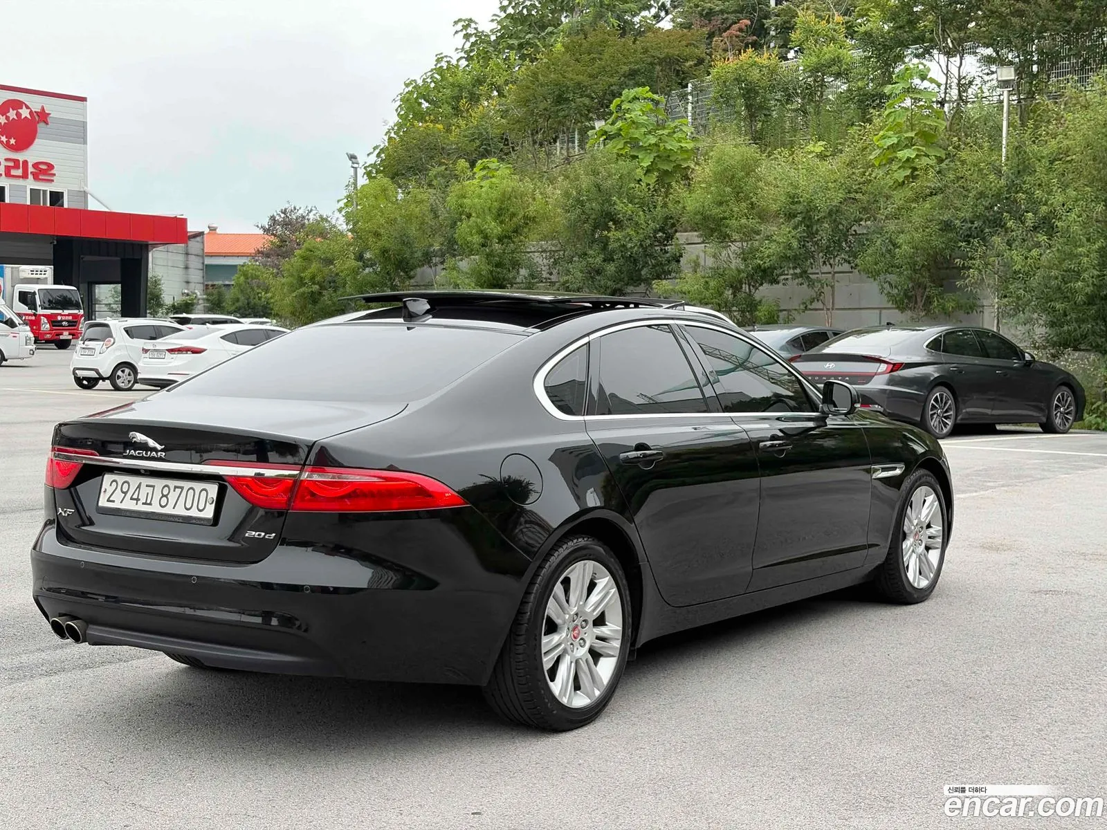 Jaguar XF 2019 — 6