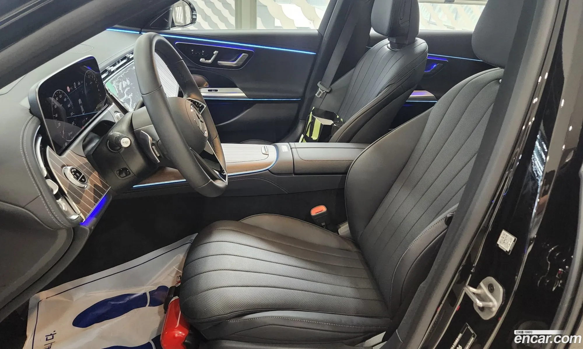 Mercedes-Benz E-Class W214 2025 — 3