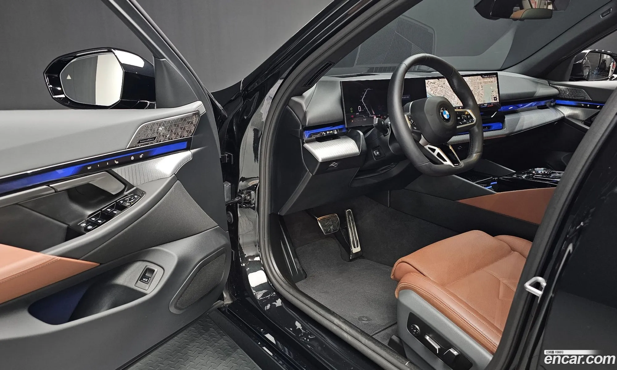 BMW 5 Series 2025 — 27