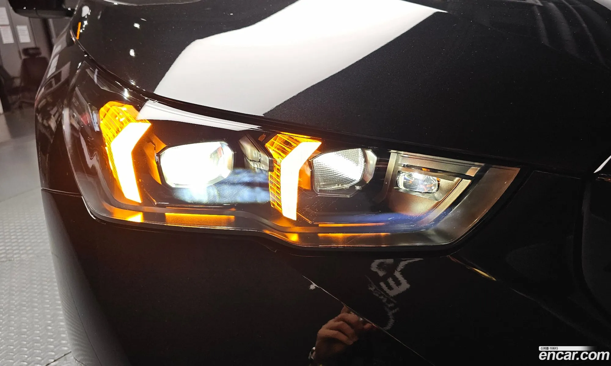 BMW 5 Series 2025 — 23