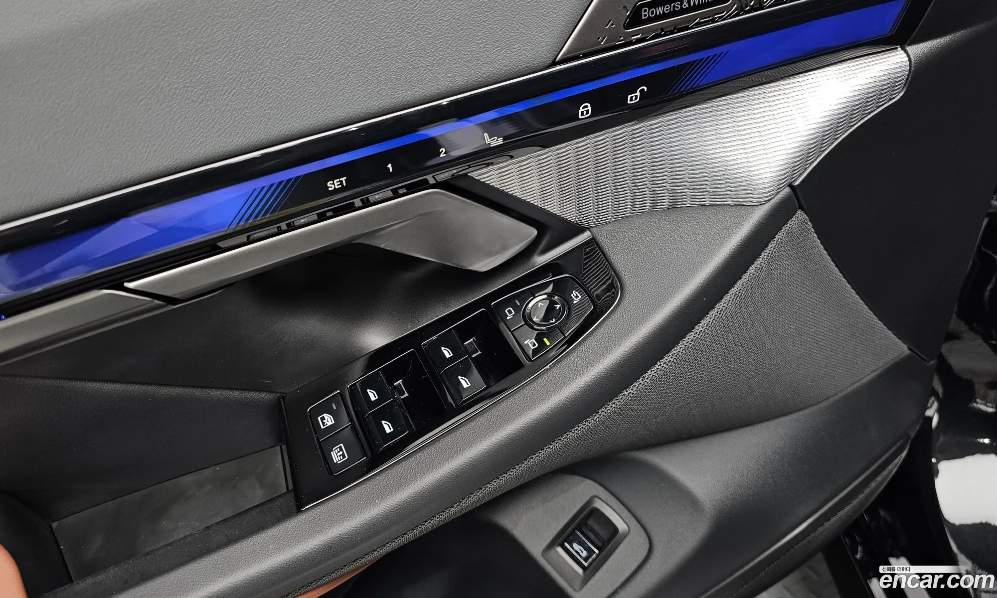 BMW 5 Series 2025 — 34