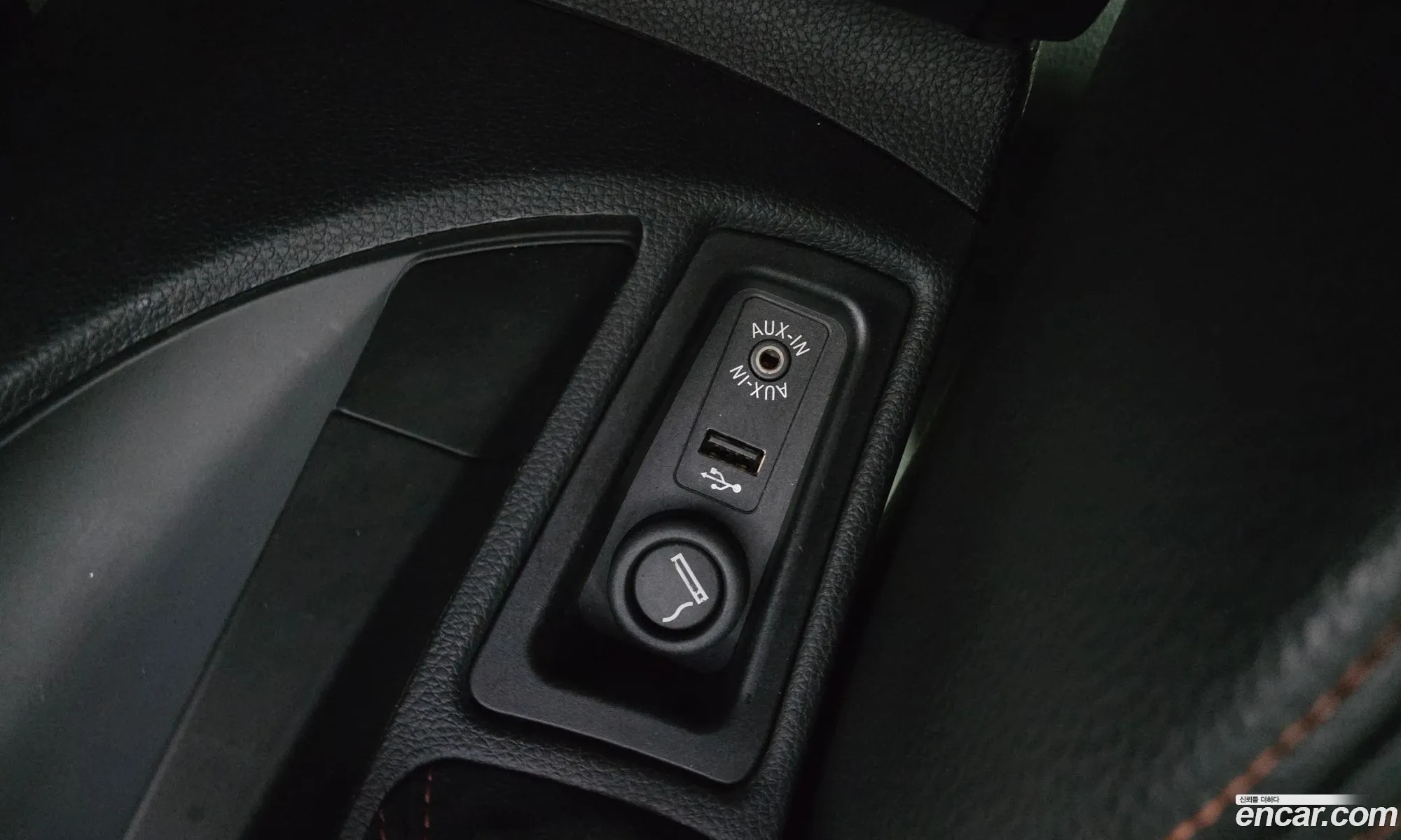 BMW 1M 2012 WBSUR9100CVS63678 — 13