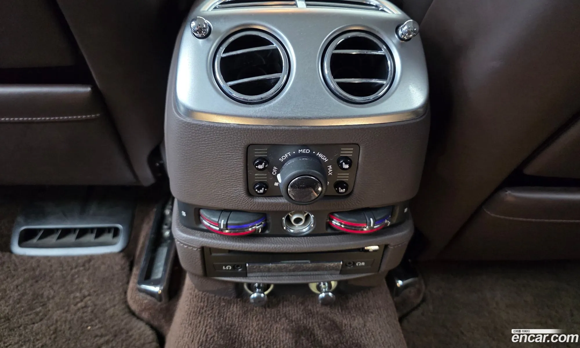 Rolls-Royce Ghost 2015 SCA664S05FUX41735 — 14
