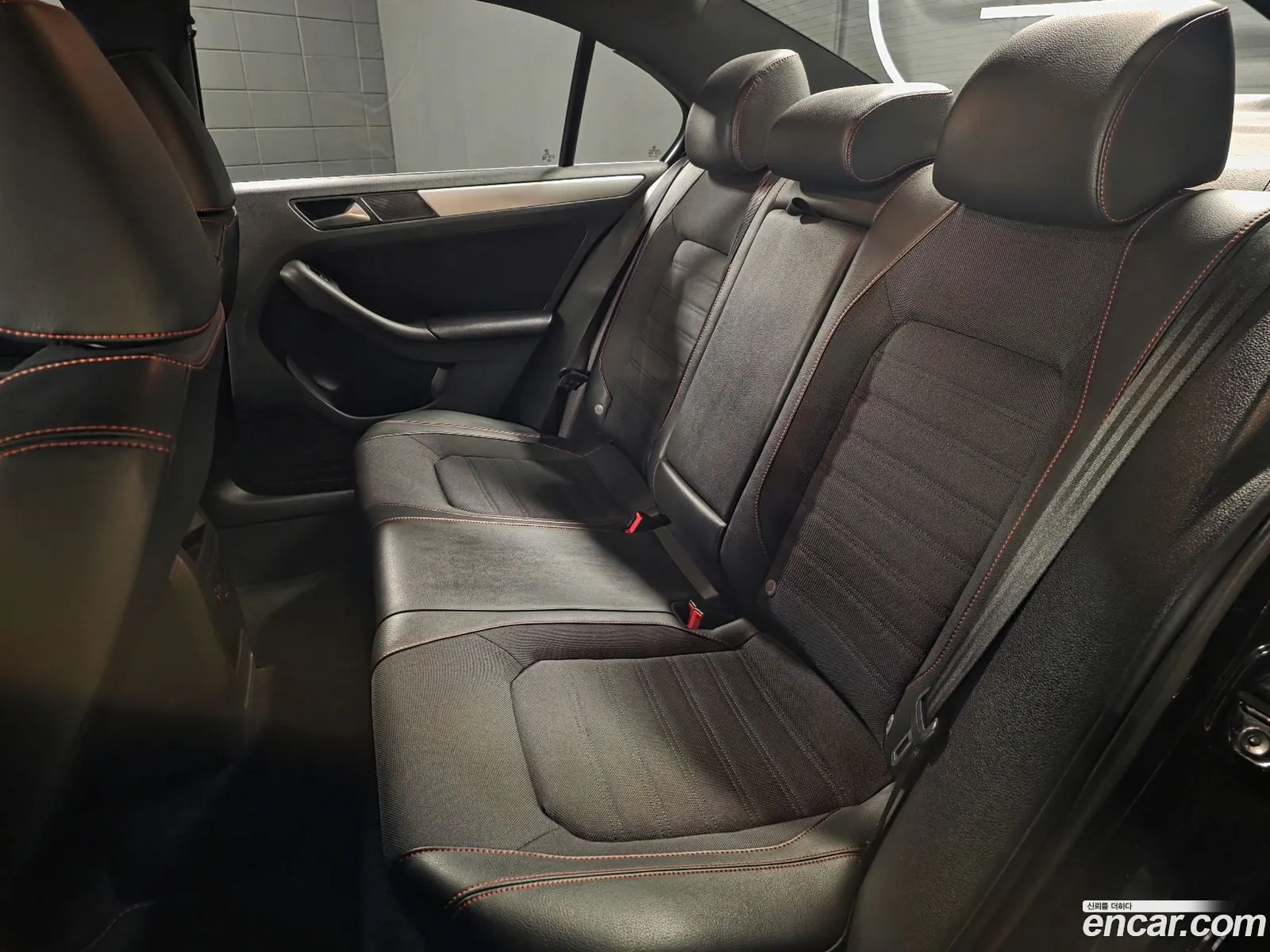 Volkswagen Jetta 2012 — 2