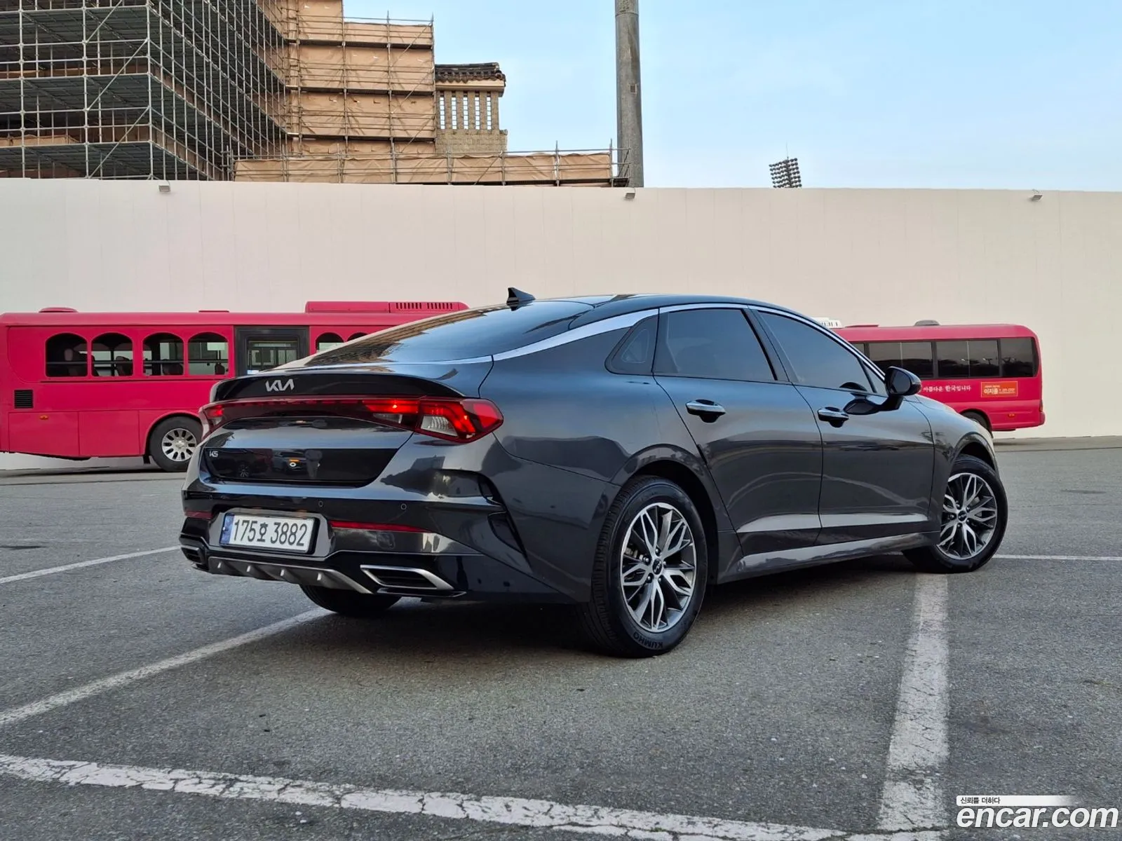 Kia K5 2023 — 11