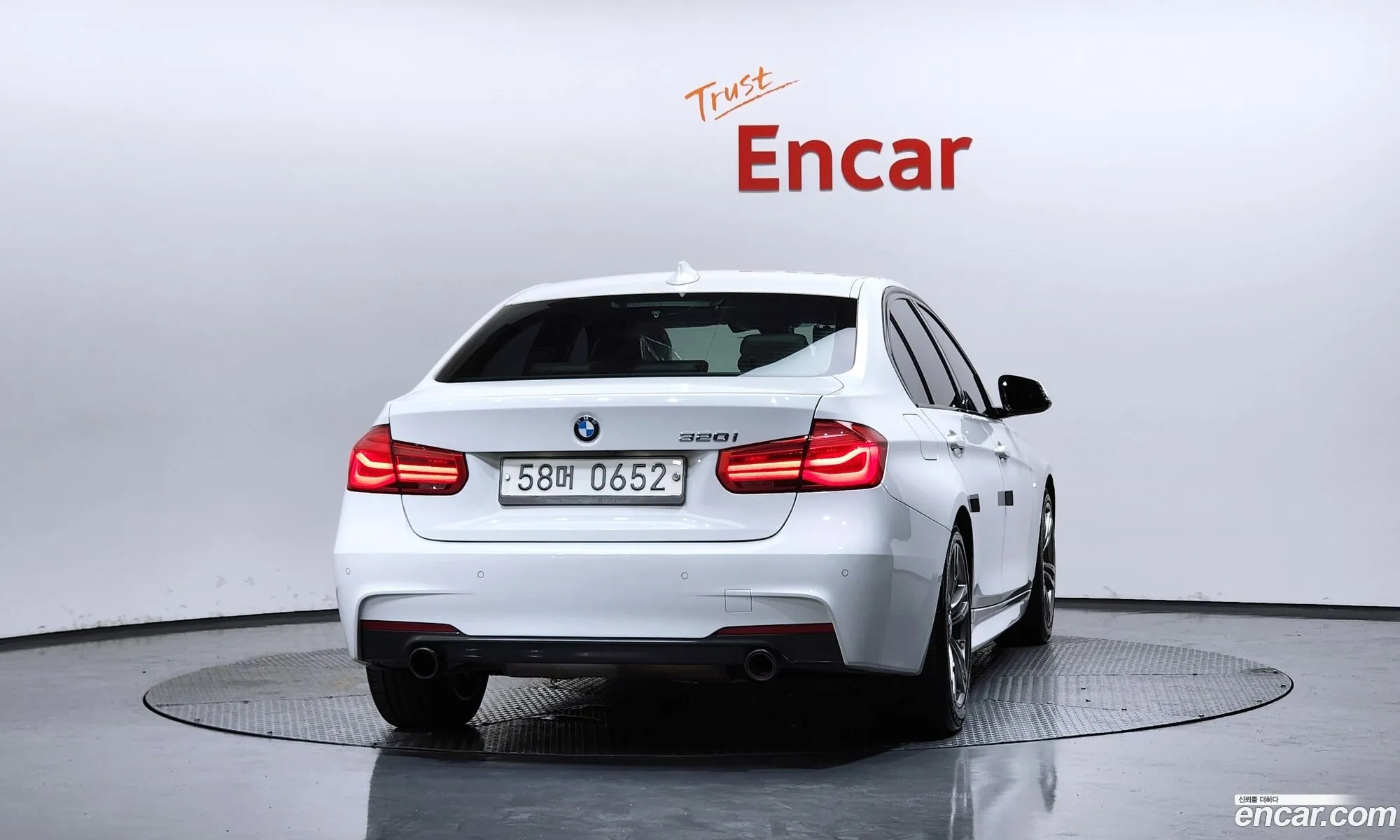 BMW 3 Series 2016 WBA8A9109GK822827 — 16