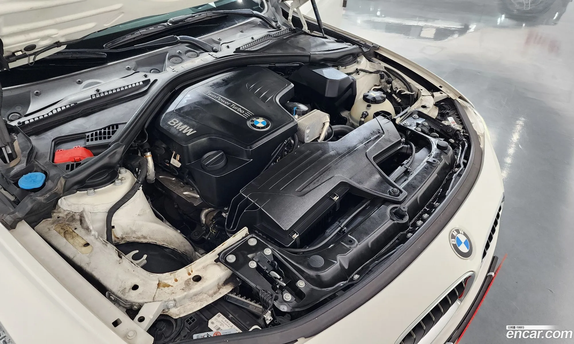 BMW 3 Series 2016 WBA8A9109GK822827 — 3