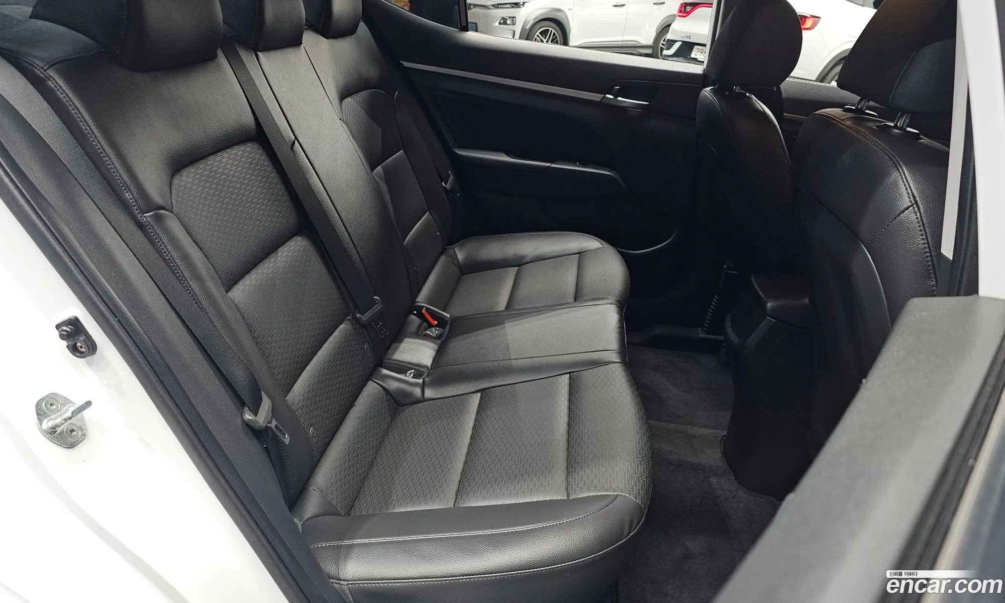 Hyundai Elantra AD 2019 — 3